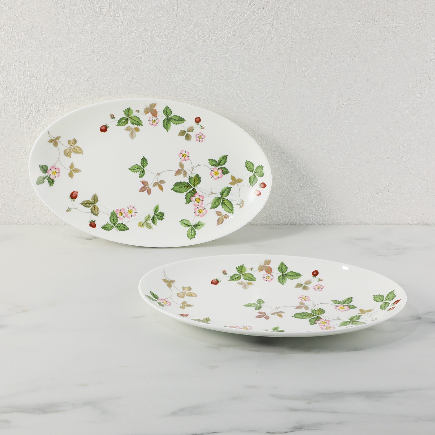 ウェッジウッド ワイルドストロベリー カジュアル オーバルディッシュ　ペア