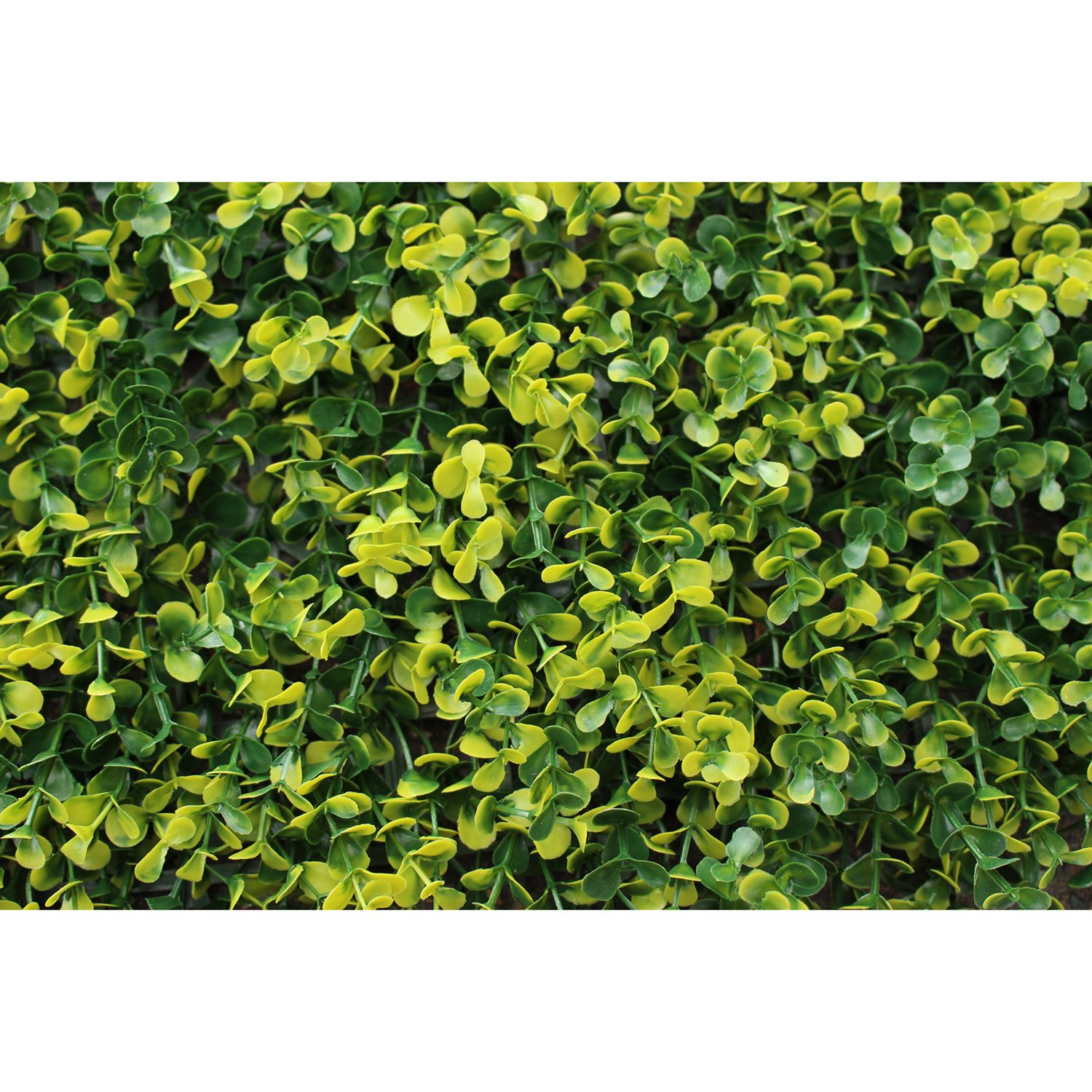 本物のように リアルに見える グリーンフェンス