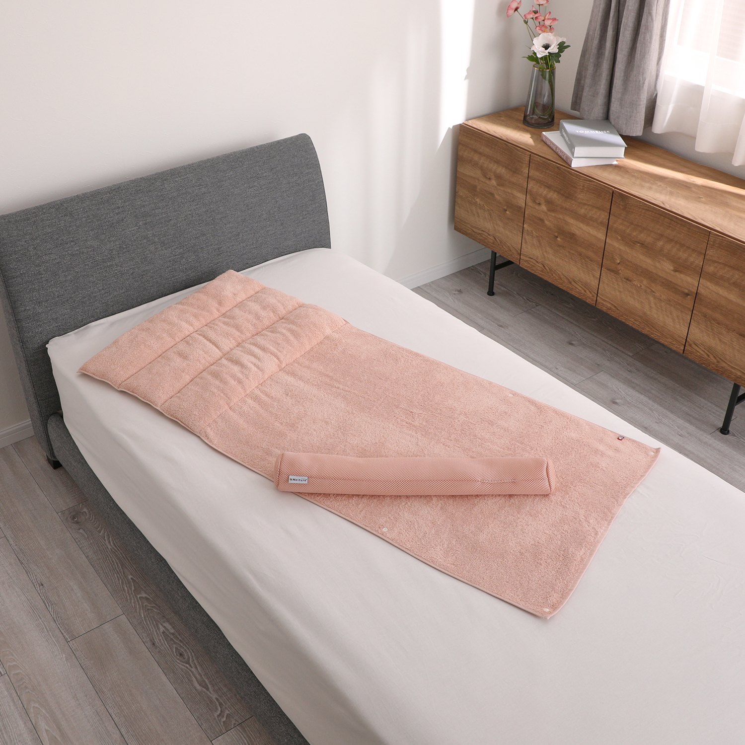 ネルチャー くるくる巻いて 寝姿勢にフィット 今治 睡眠用タオル２