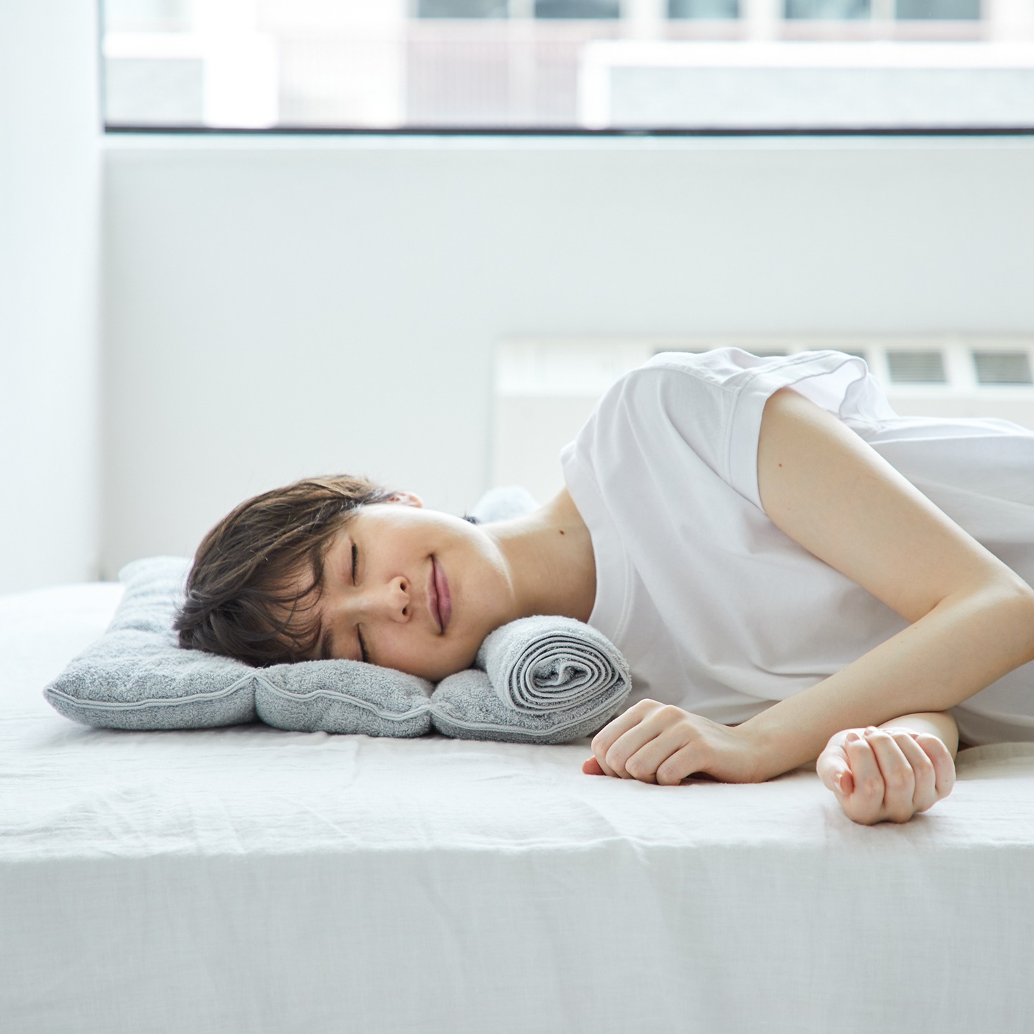 ネルチャー くるくる巻いて 寝姿勢にフィット 今治 睡眠用タオル２