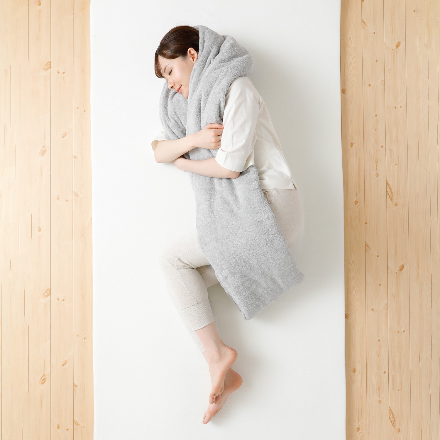 ネルチャー 身体を包む心地良い感触 今治 睡眠用抱きタオル