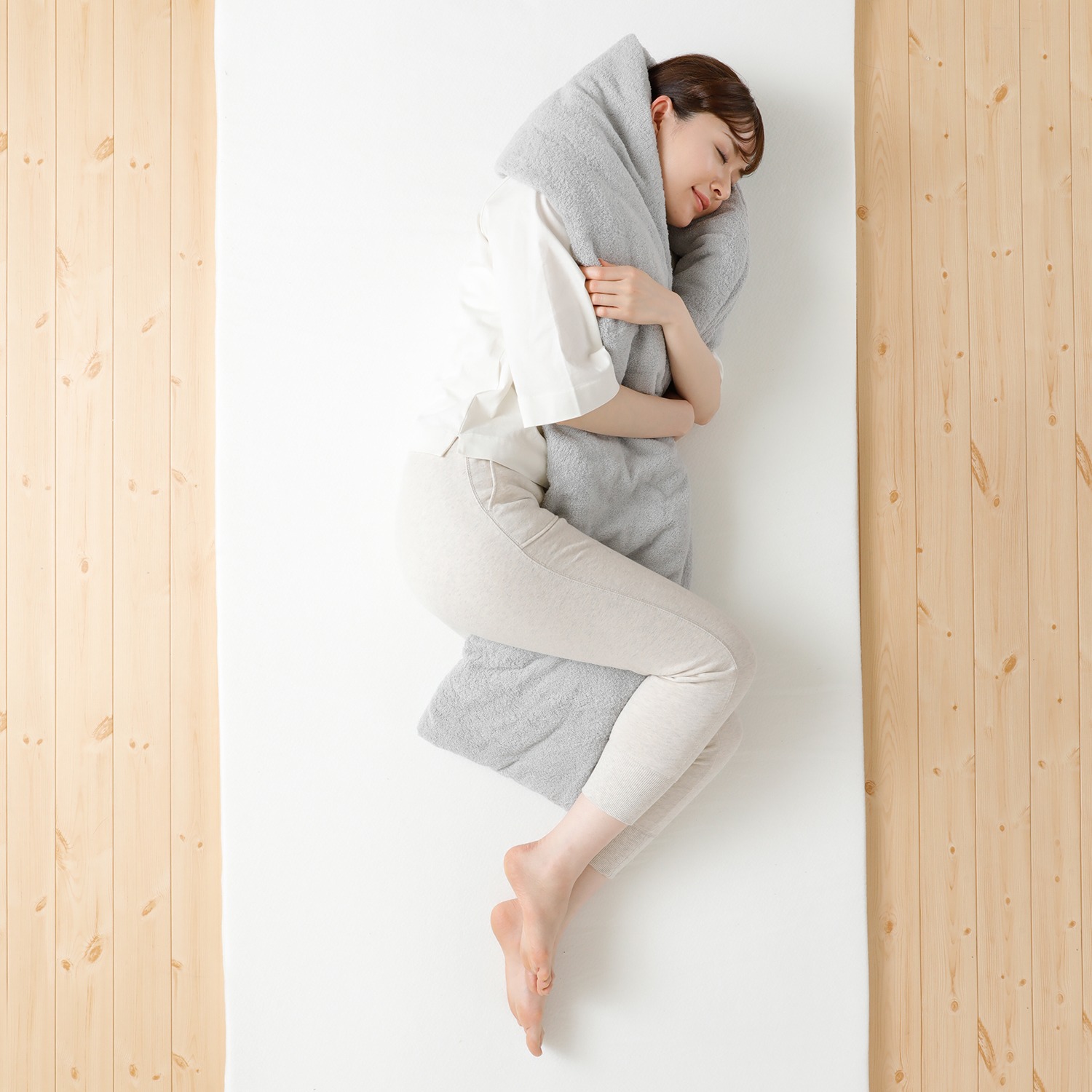 ネルチャー 身体を包む心地良い感触 今治 睡眠用抱きタオル