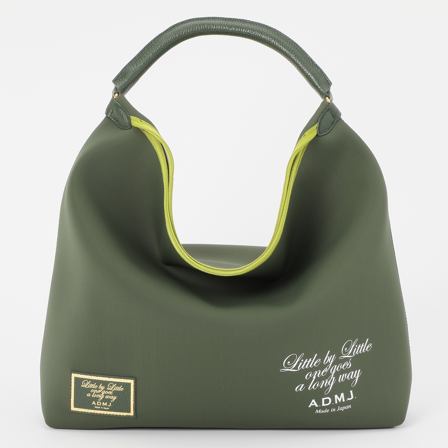 エーディーエムジェイ マジックライト ワンショルダーバッグ