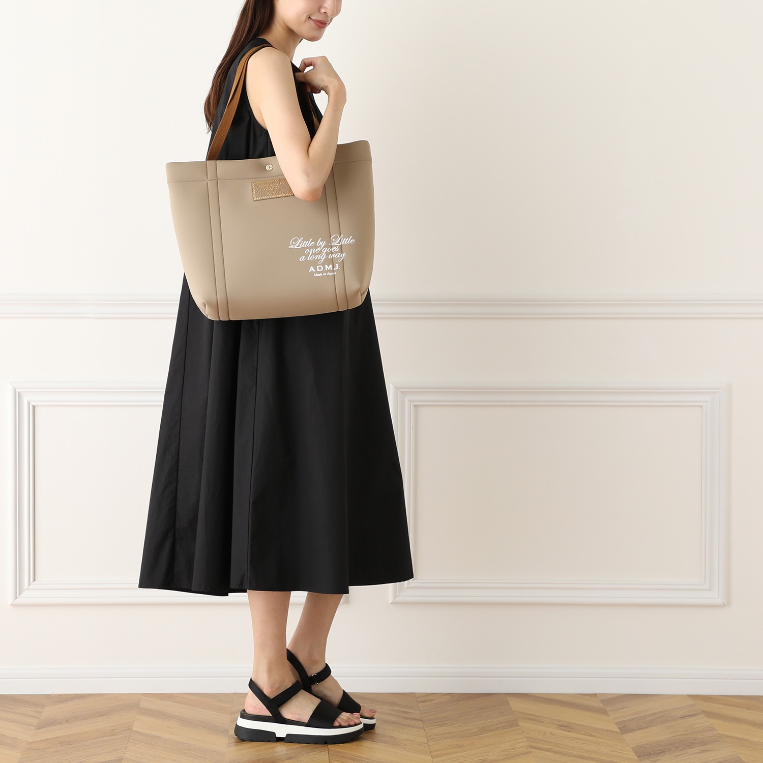 エーディーエムジェイ マジックライト ショルダートートバッグ