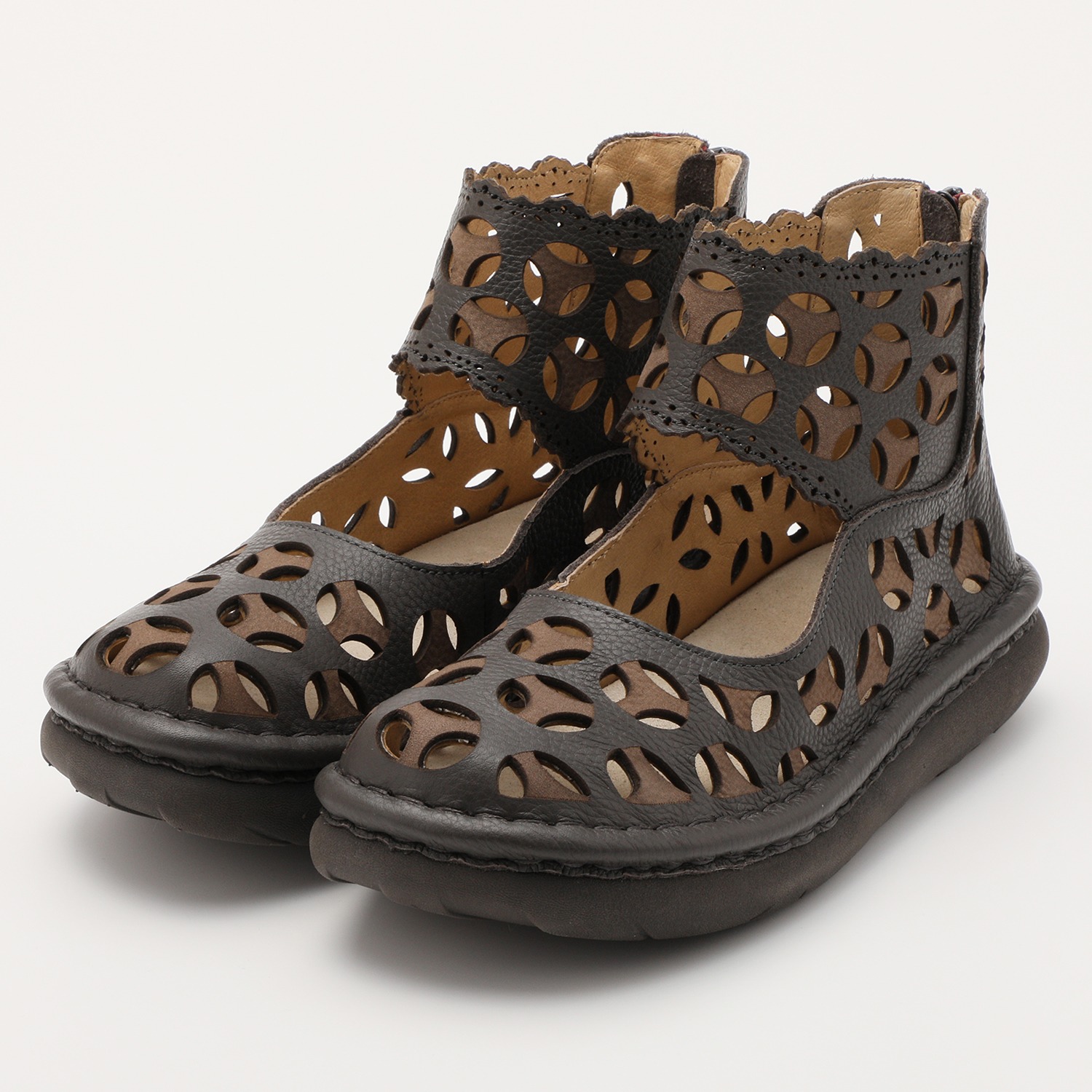 エスタシオン 牛革 レザーカッティング フラットシューズ