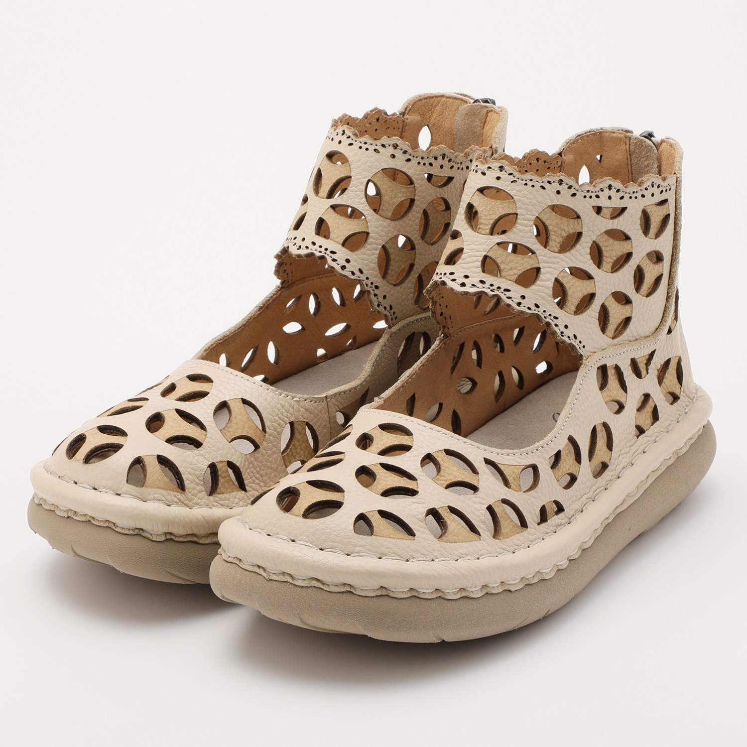 エスタシオン 牛革 レザーカッティング フラットシューズ