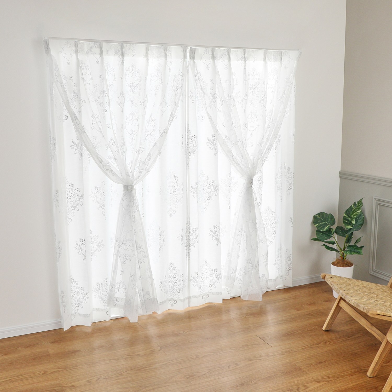 ＜１００×２２８ｃｍ＞ドレッシー ＵＶカット箔プリント生地 ＆刺しゅうオーガンジー 二重レースカーテン２枚組 