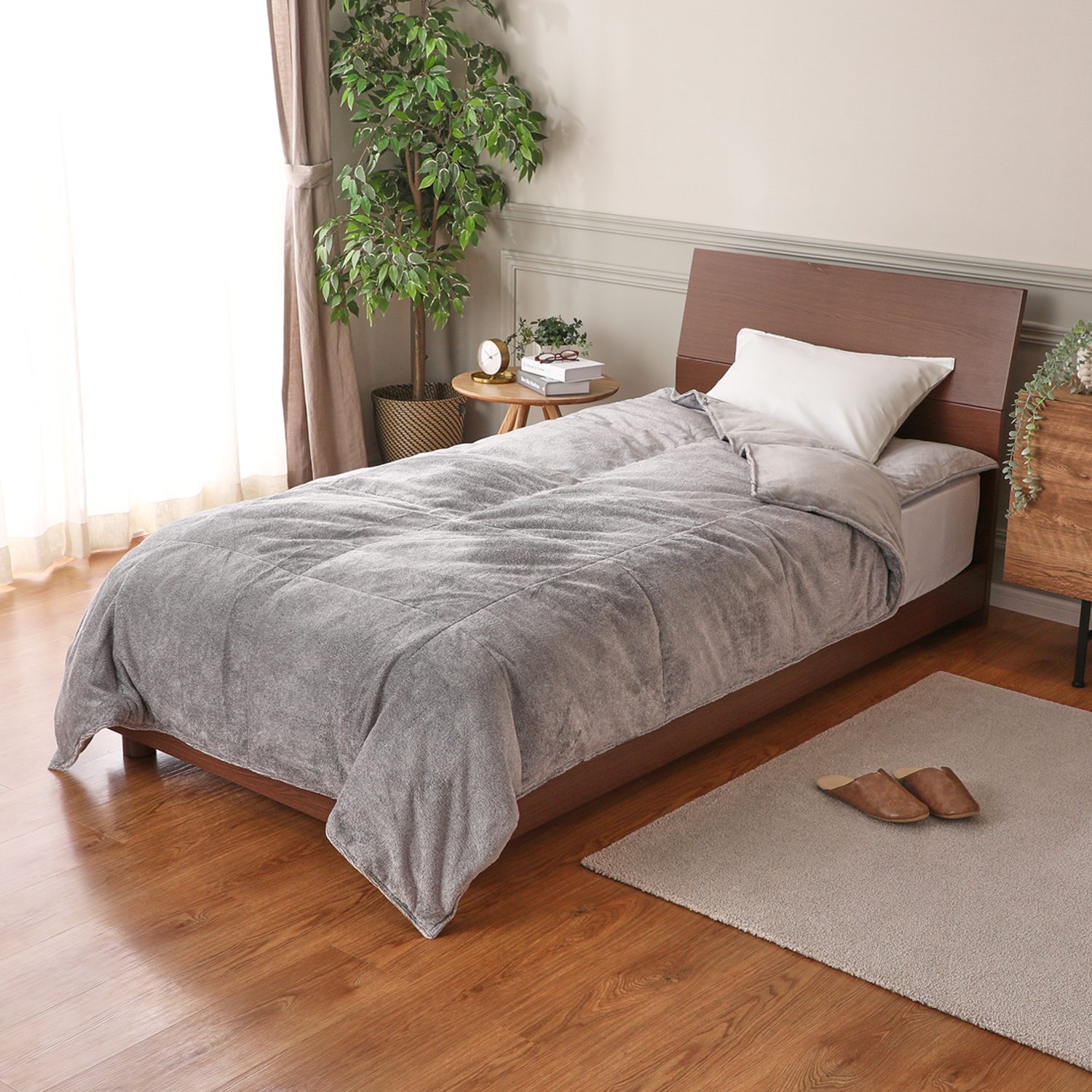 ＜シングル＞モリリン フランス産羽毛と アルミ蒸着蓄熱シートで しっかり暖か！ ハイパー メタルウォームＩＩ ふわぽか掛けふとん