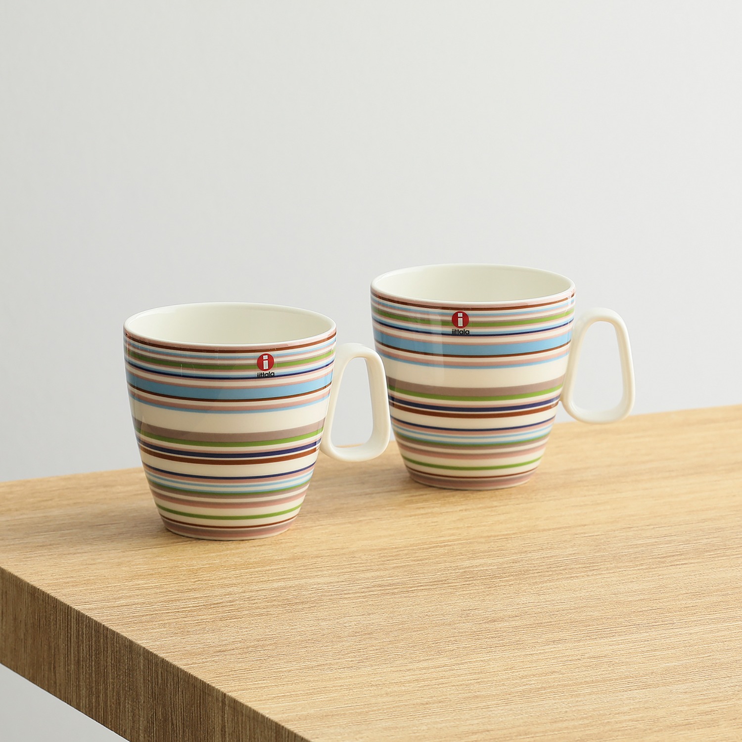 イッタラ オリゴ マグカップ ハンドル付　ペア