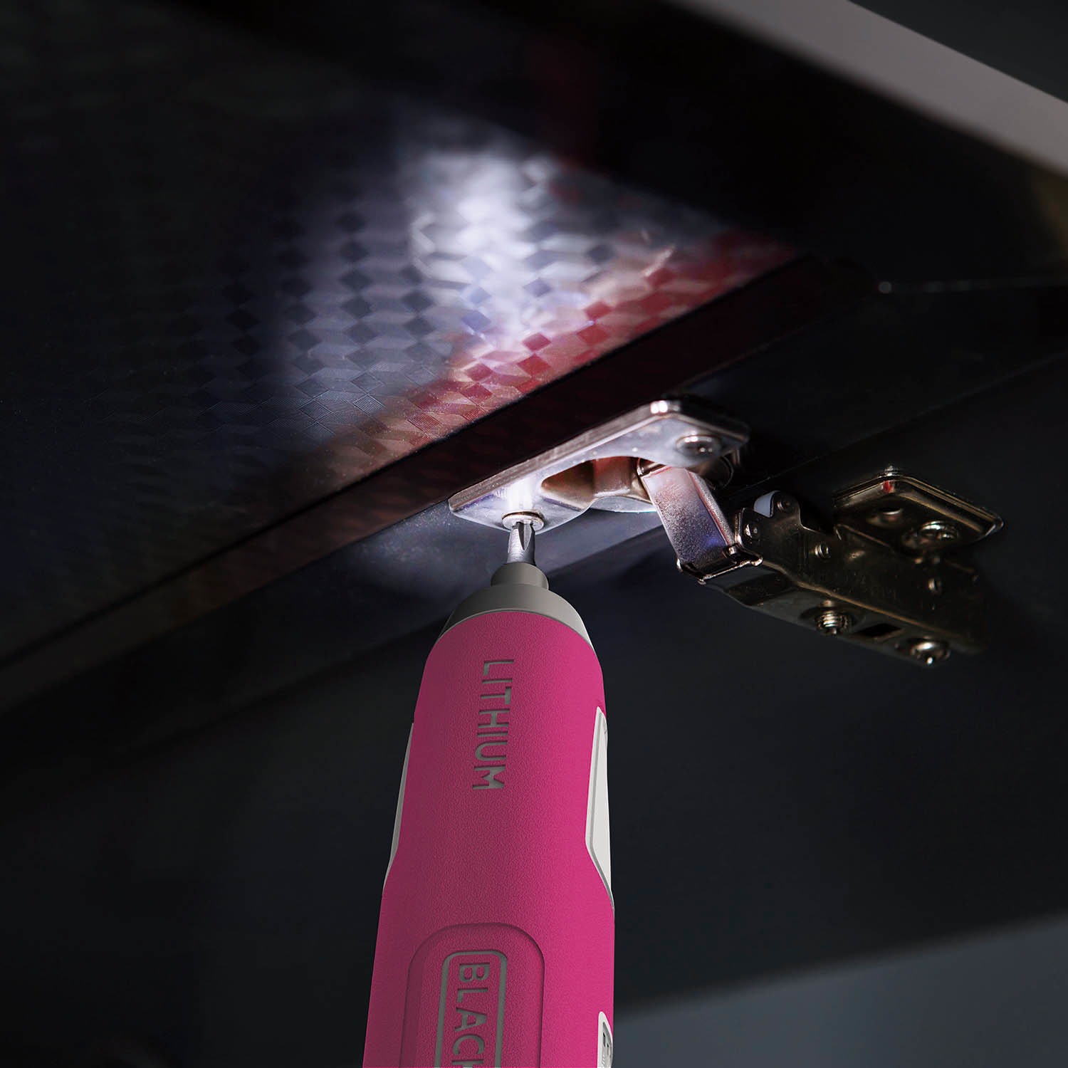 ブラック＋デッカー 押すだけで ねじ締めが簡単！ プッシュドライバー ＢＤ４０Ｋ２７