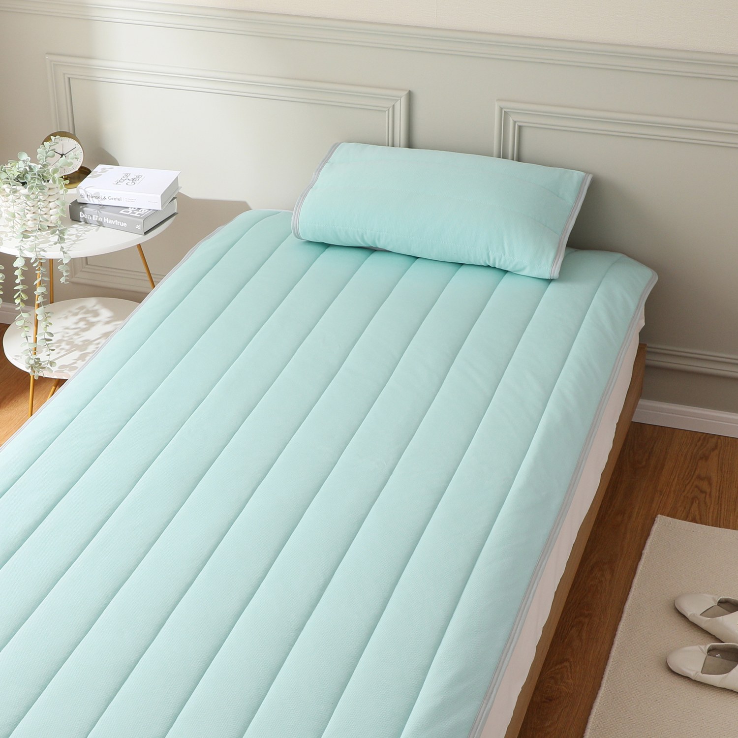 ＜セミダブル＞西川×東洋紡せんい さらっと涼やかに眠れる メガテックドライ使用 ドライパッド