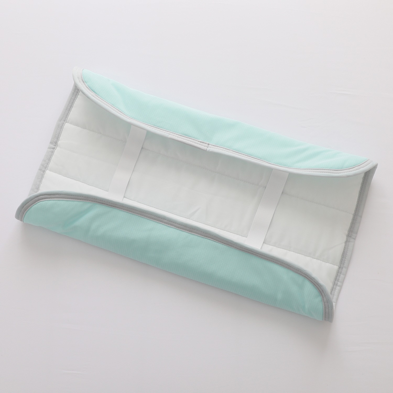 西川×東洋紡せんい さらっと涼やかに眠れる メガテックドライ使用 ドライ枕パッド 同色２枚組