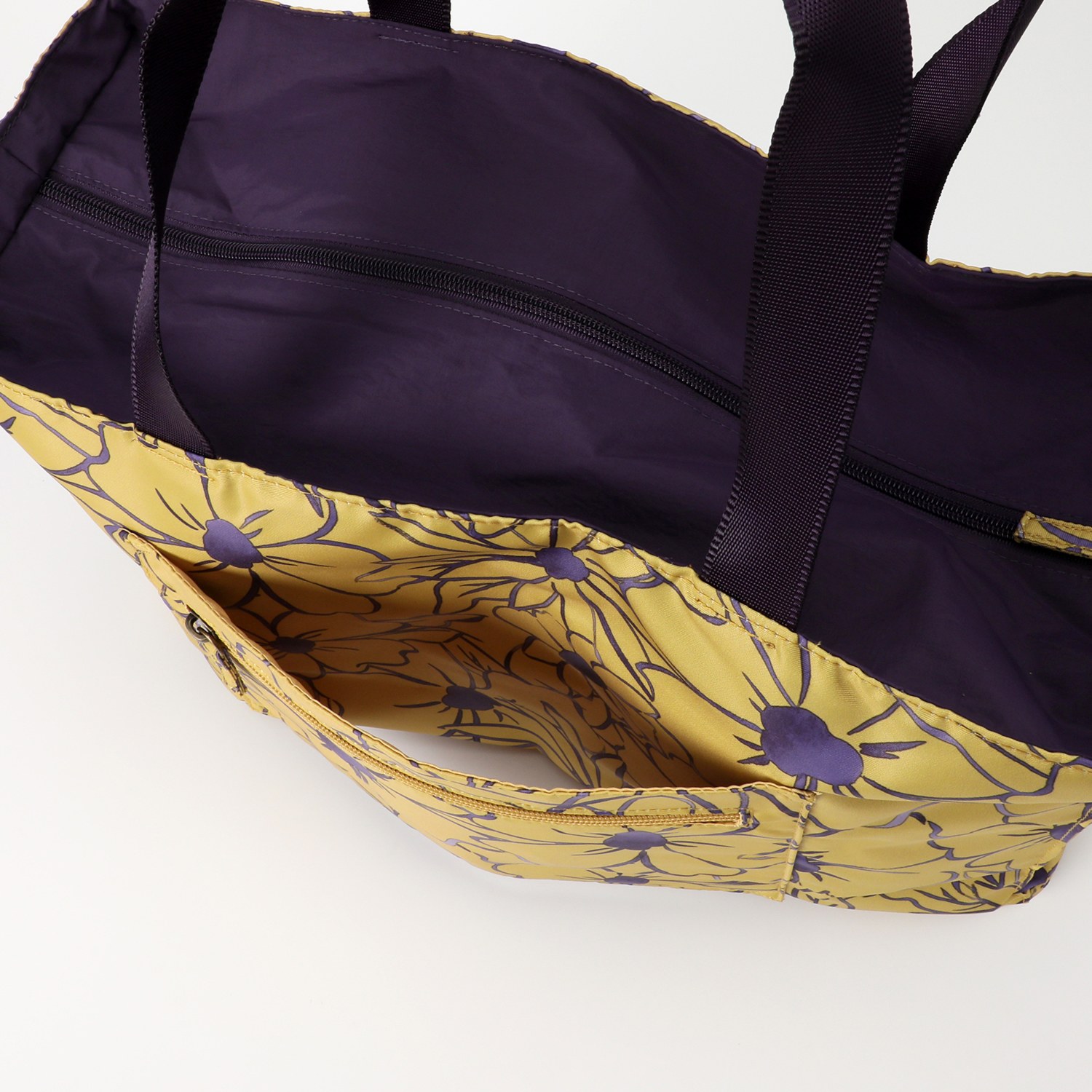 シビラ はっ水　ポケッタブル キャリーオントートバッグ