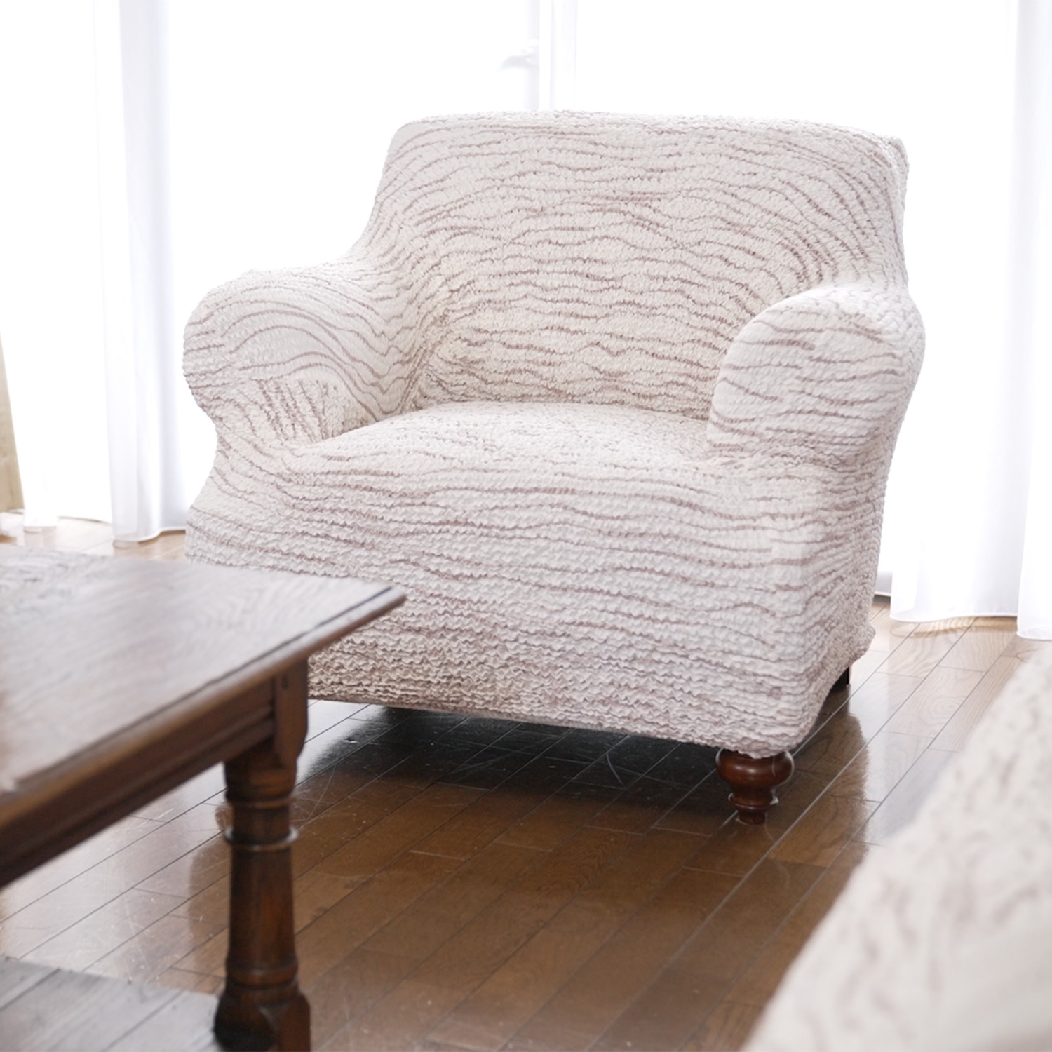 ＜１人掛け＞伸縮自在で取り付け楽々！ 洗えて手触りなめらか イタリア製 マイクロファイバー ソファカバー 