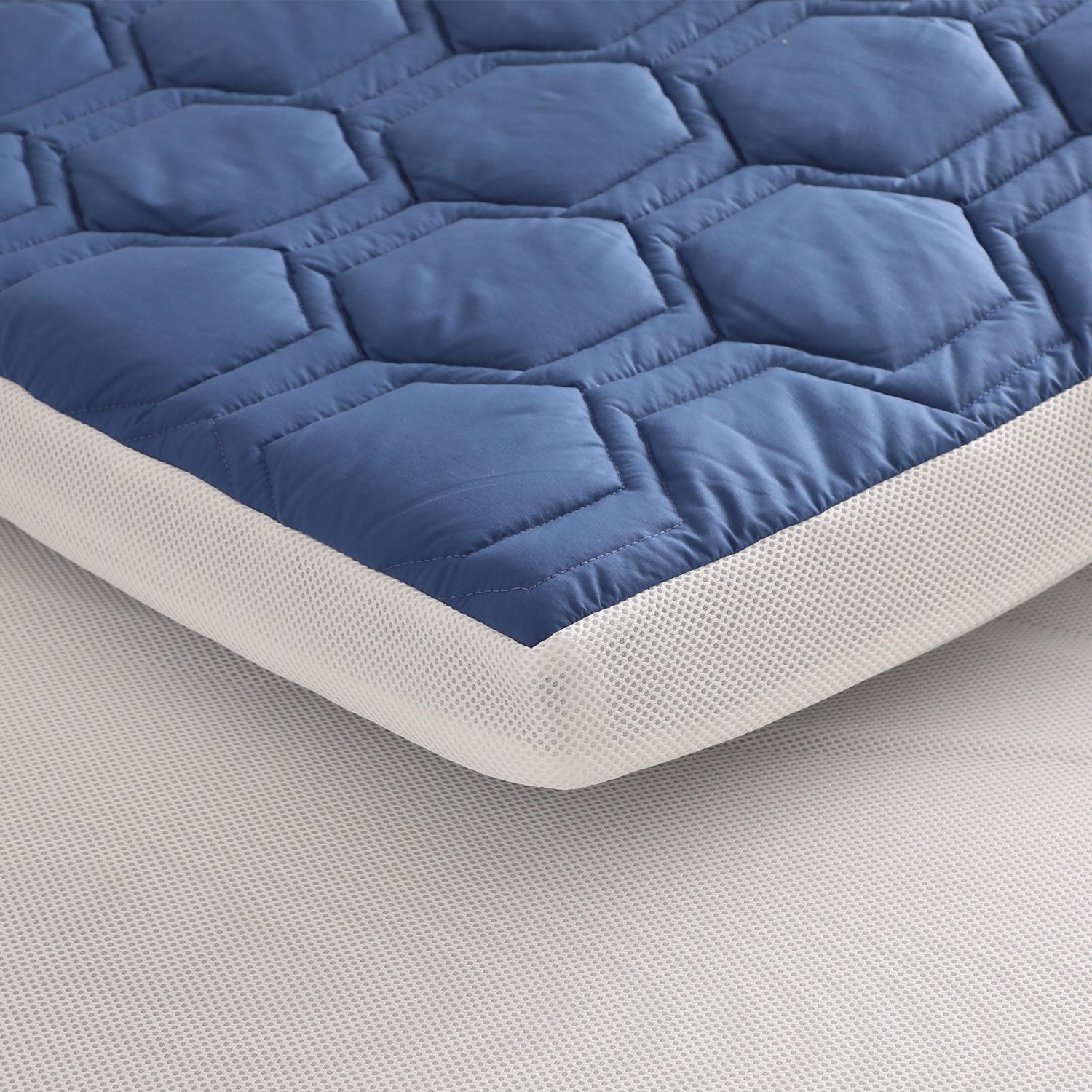 ＜ダブル＞西川 ハイブリッド２層構造で 身体を支えてリラックス ツインフロート敷マット