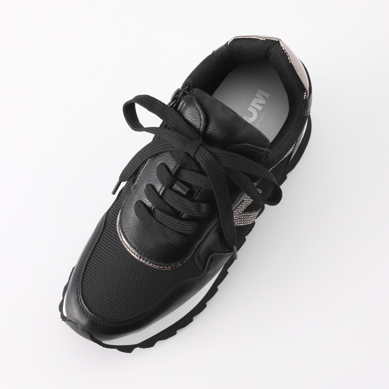 ムーム スタックソール インヒールスニーカー 