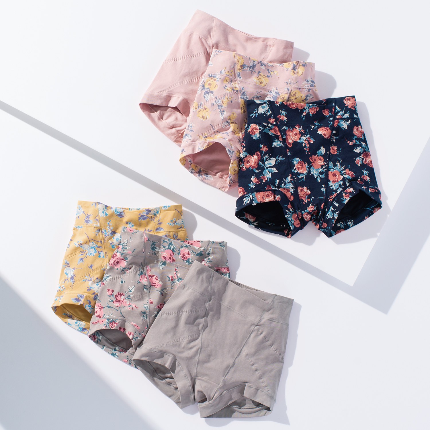 うつくＣ 綿混深履き すっきりサポート 一分丈ボトム３枚セット