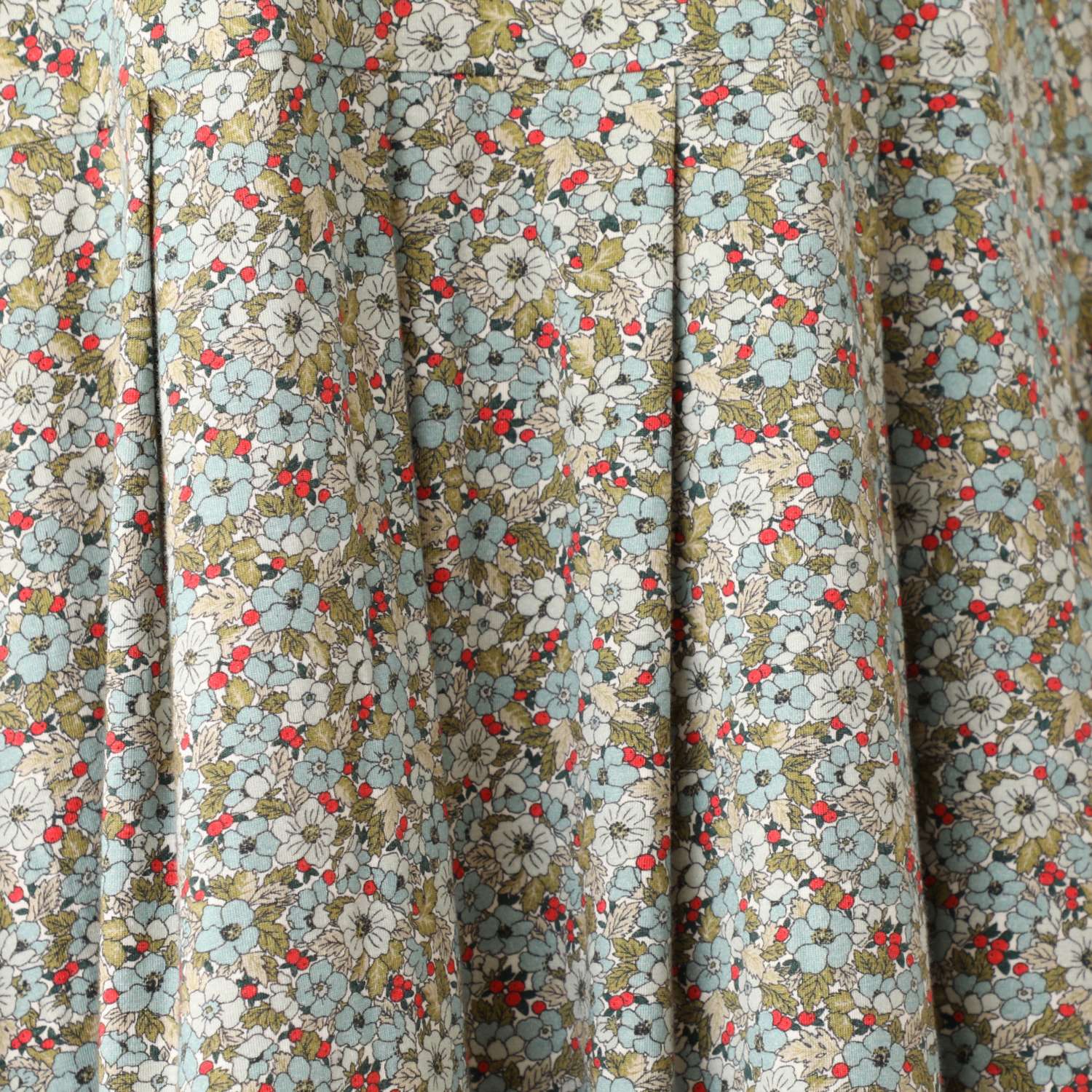 ミリーセヴァルセン 綿混ベア天竺 ウエストタック 小花プリントワンピース