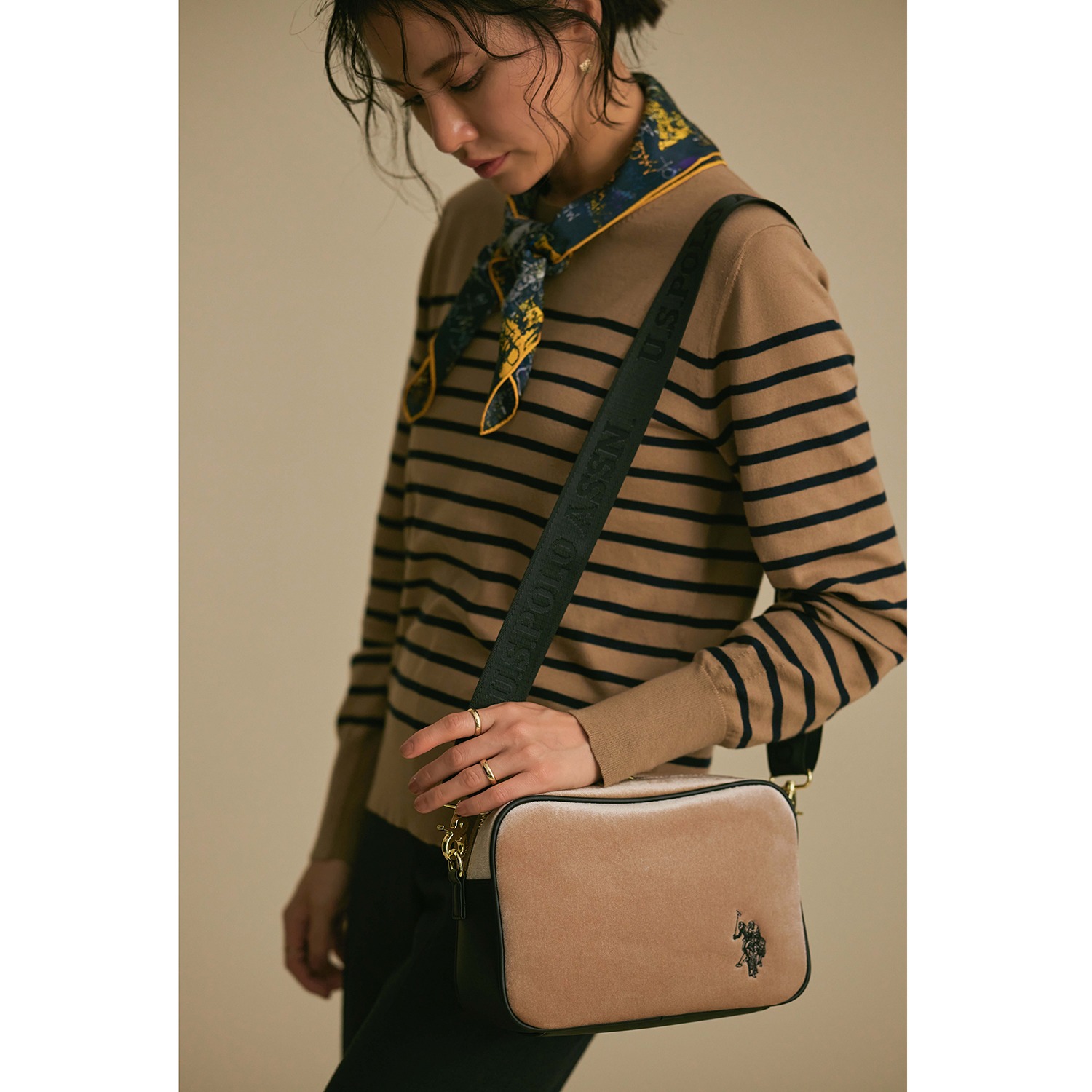 ユーエスポロ　アッスン オーロラルベロア ショルダーバッグ