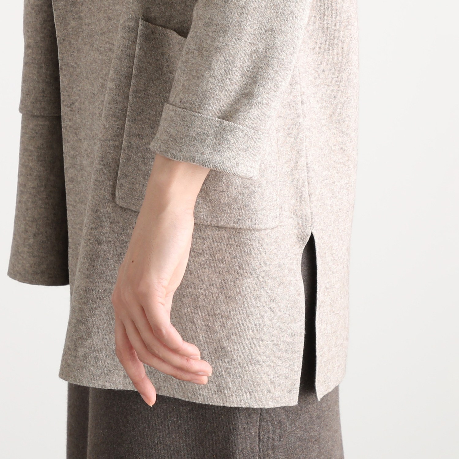 スピンブルー コットンとヤクの極上ブレンド！ ラグジュアリー ニットコーディガン