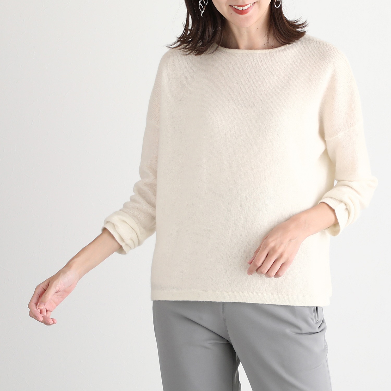 シャビージェンティール カシミヤ１００％ ラウンドネック プルオーバー