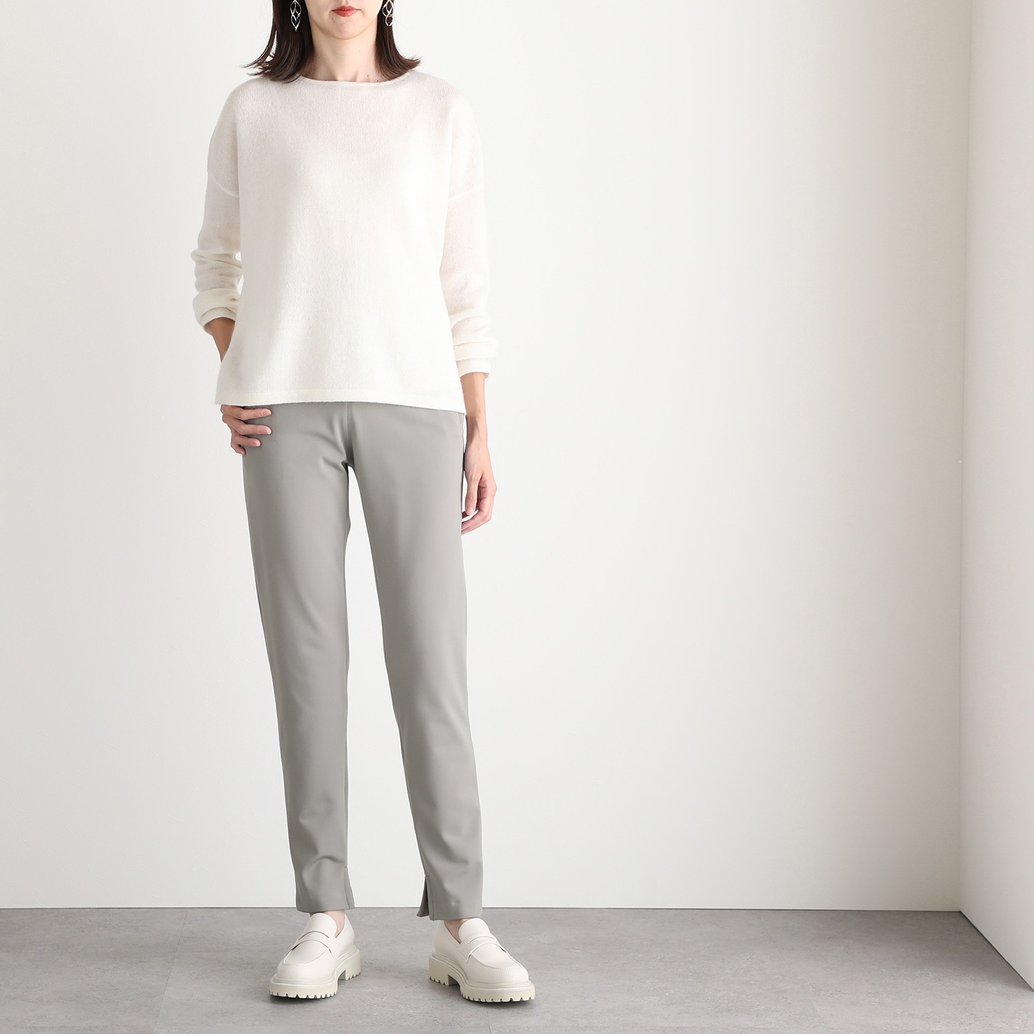 シャビージェンティール カシミヤ１００％ ラウンドネック プルオーバー