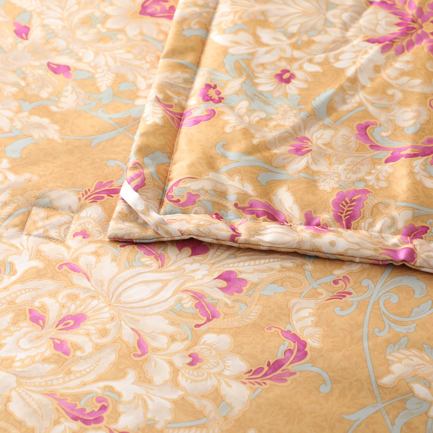 ＜シングル＞西川 手引きシルク１００％わたで至福の掛け心地 洗える真綿肌掛けふとん 