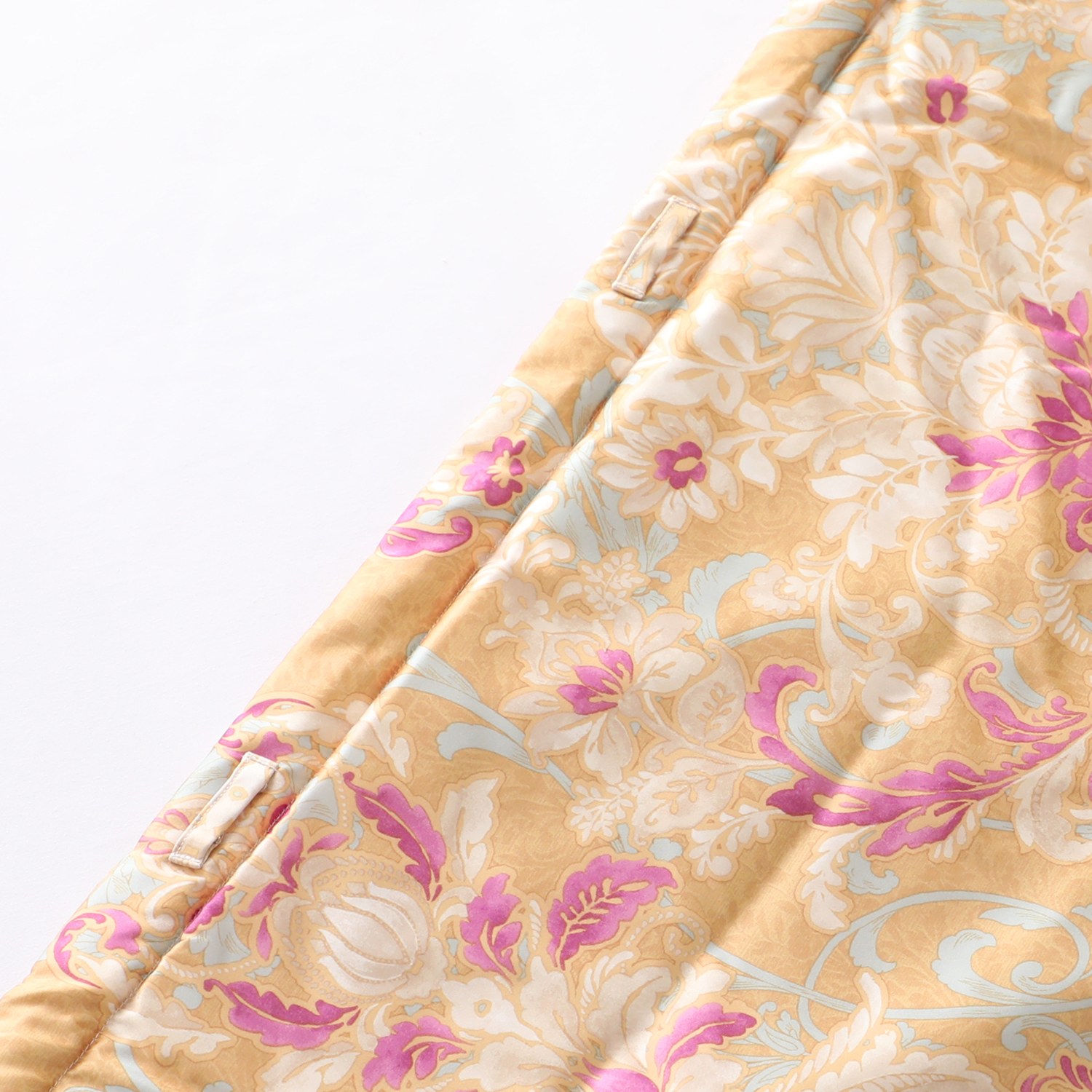 ＜シングル＞西川 手引きシルク１００％わたで至福の掛け心地 洗える真綿肌掛けふとん 