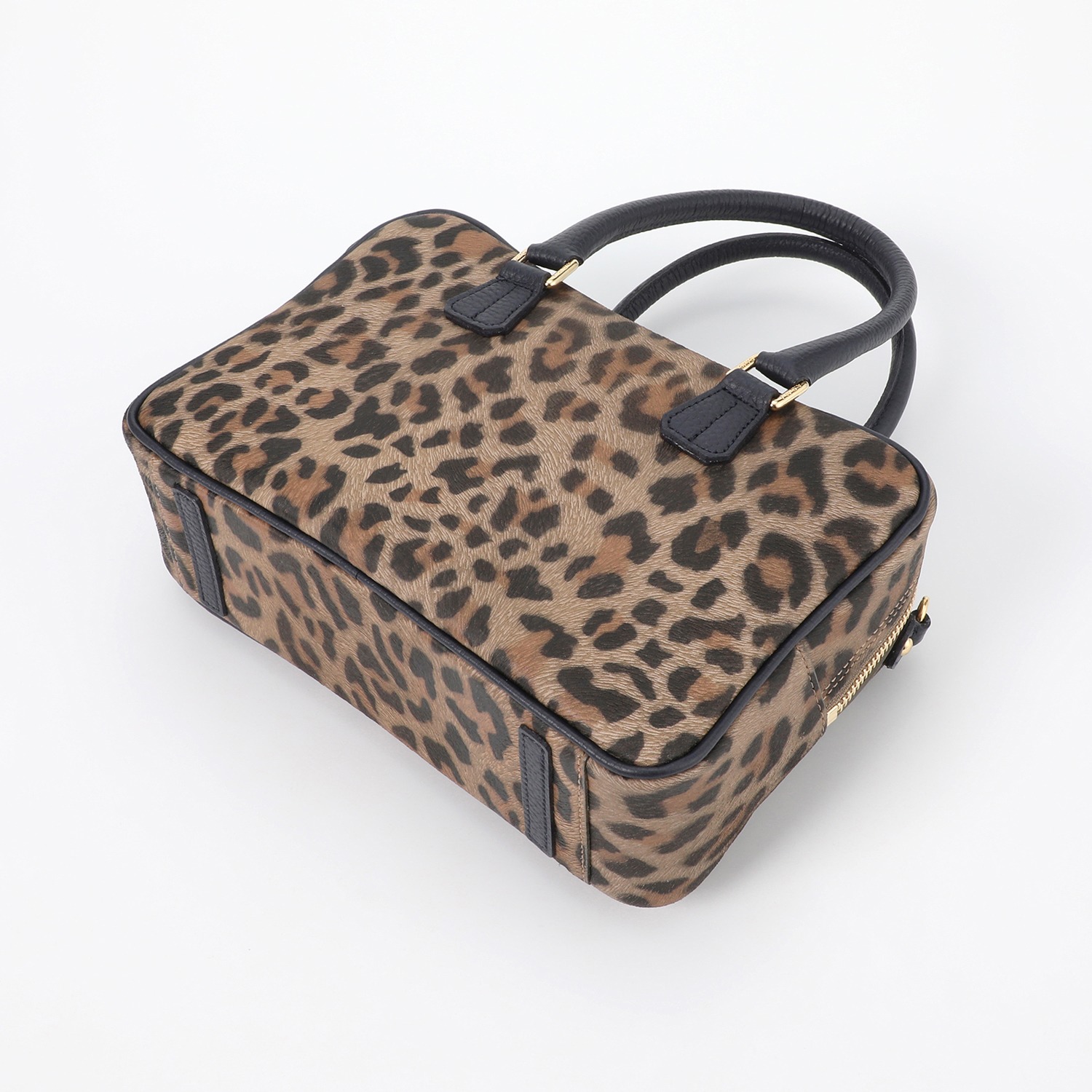 エーディーエムジェイ ＴＨＥ　ＢＥＥ 牛革ヘアカーフ型押し ２ウェイボストンバッグ