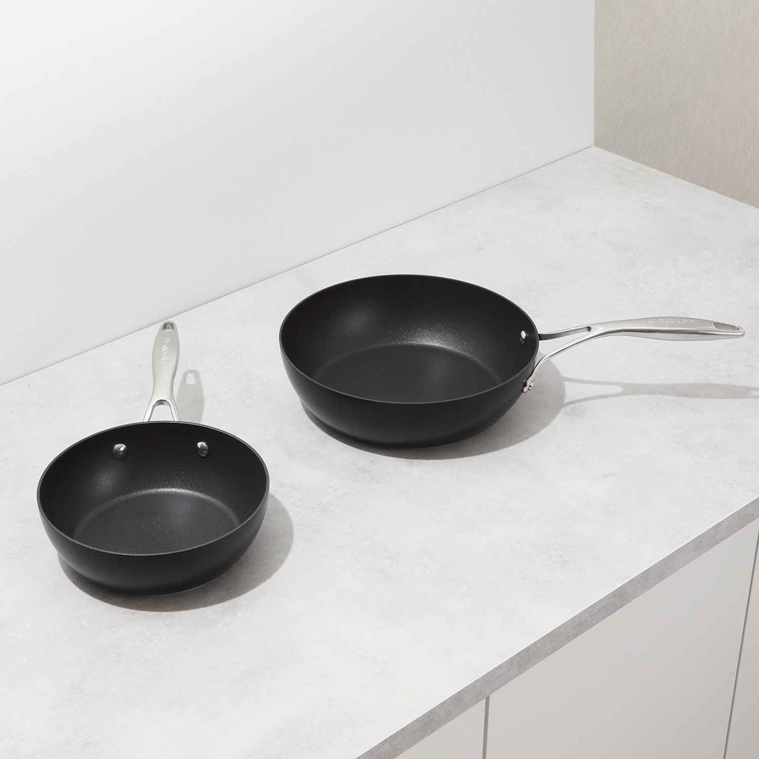 マイヤー サーキュロン ディープパン ２０ｃｍ＆２６ｃｍ ２個セット