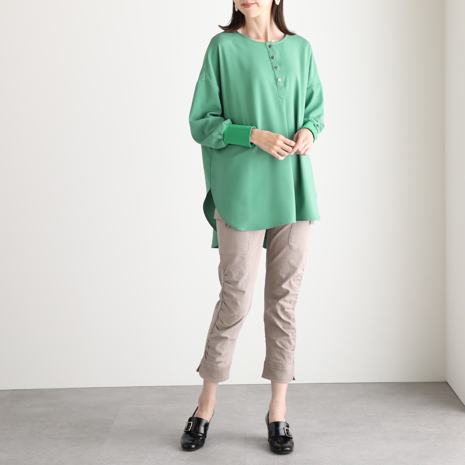 エムズ　スタイル ツイル微起毛 ヘンリーネックデザイン プルオーバー