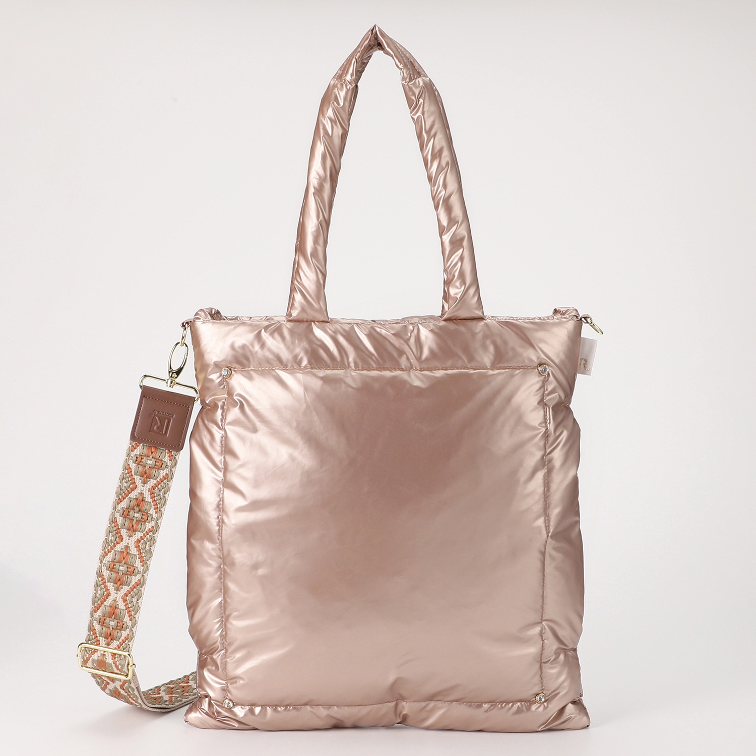 ルートート ダウンとフェザーで ふんわり軽く暖かい Ａ４サイズも楽々収納 デザインストラップ付 ２ウェイトートバッグ