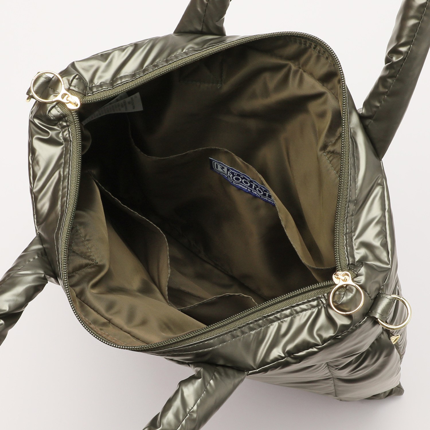 ルートート ダウンとフェザーで ふんわり軽く暖かい Ａ４サイズも楽々収納 デザインストラップ付 ２ウェイトートバッグ