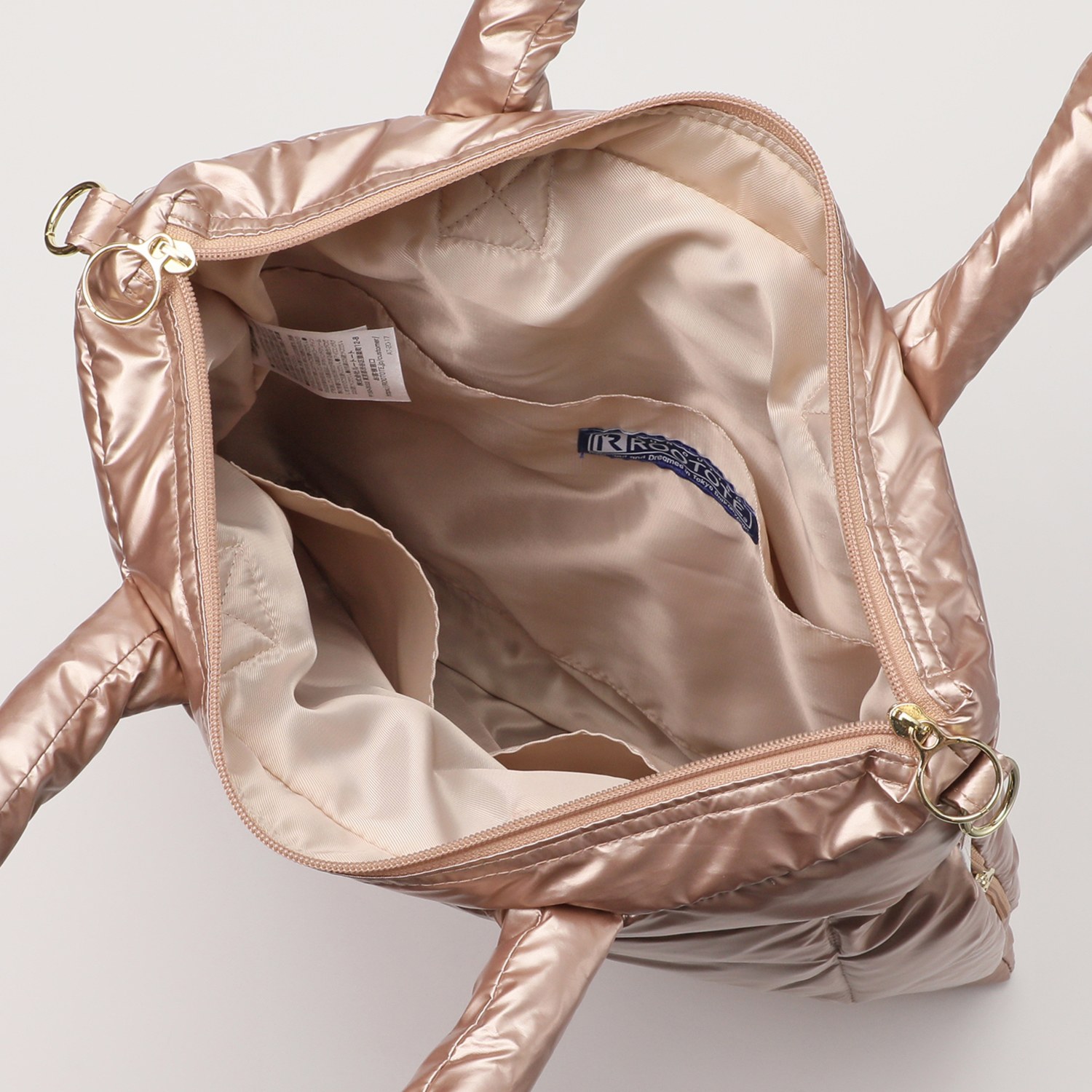 ルートート ダウンとフェザーで ふんわり軽く暖かい Ａ４サイズも楽々収納 デザインストラップ付 ２ウェイトートバッグ