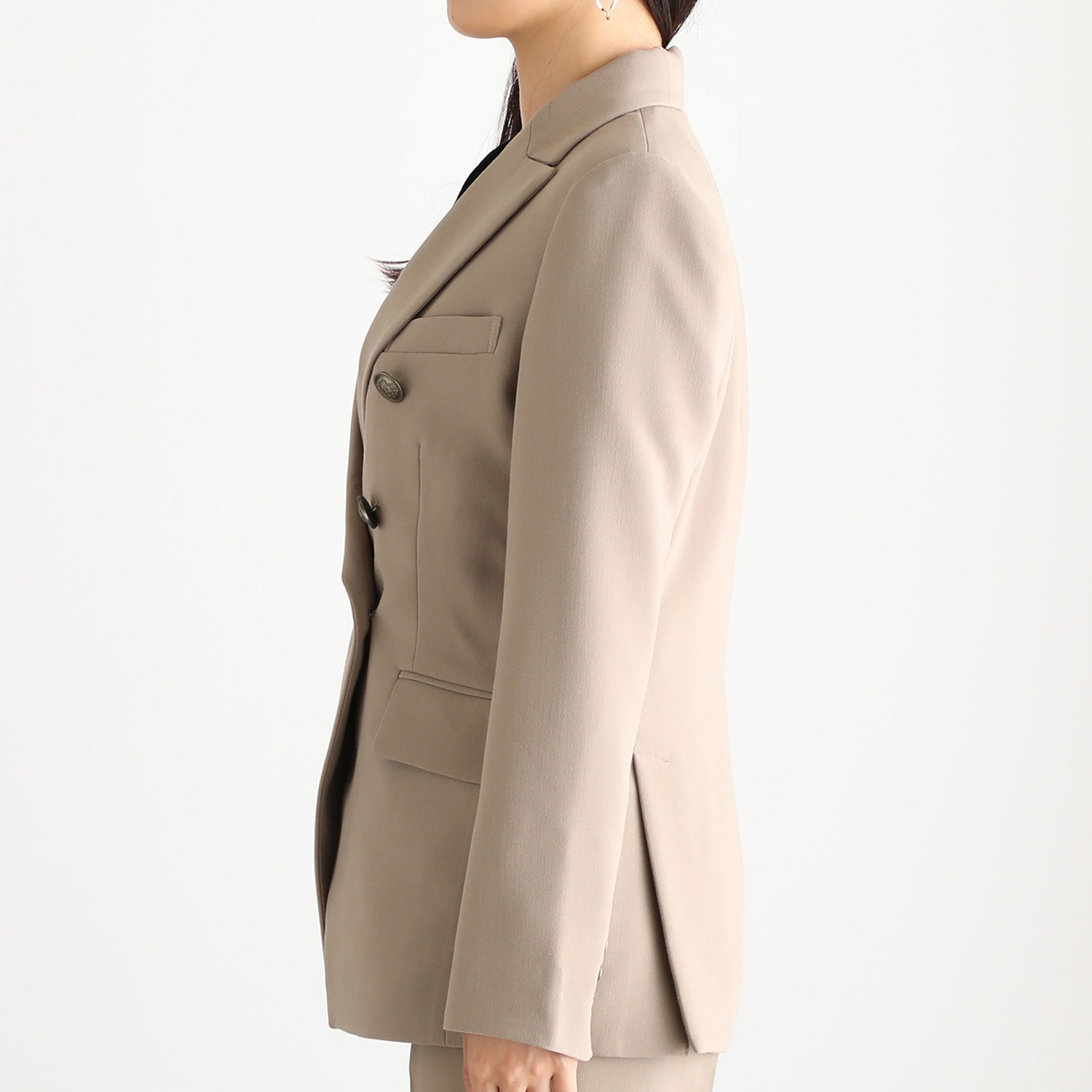 マダムヒロコ ダブルジョーゼット ボタンアクセント ダブルジャケット