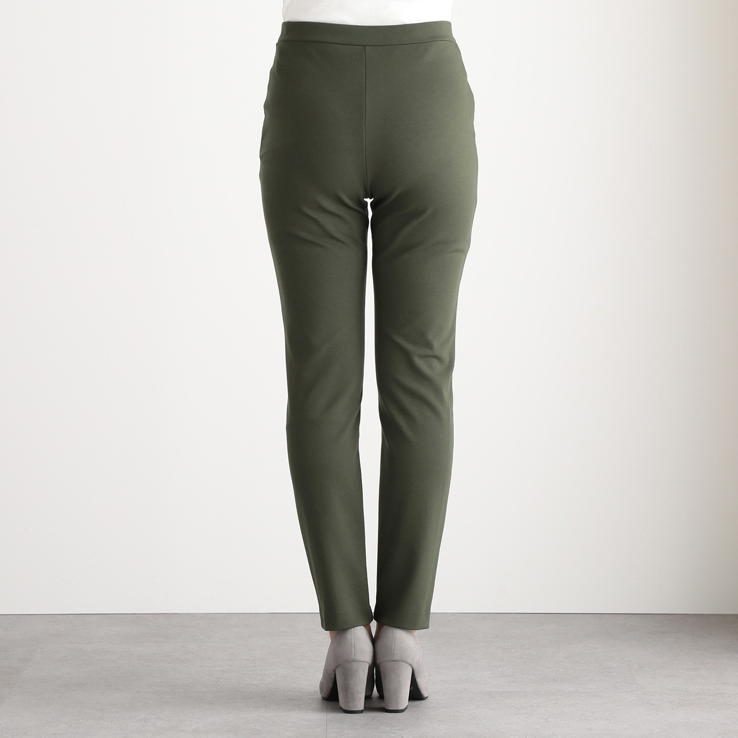 ピーツー 吸湿発熱・吸放湿 ポンチ ハイピンタック スリムパンツ