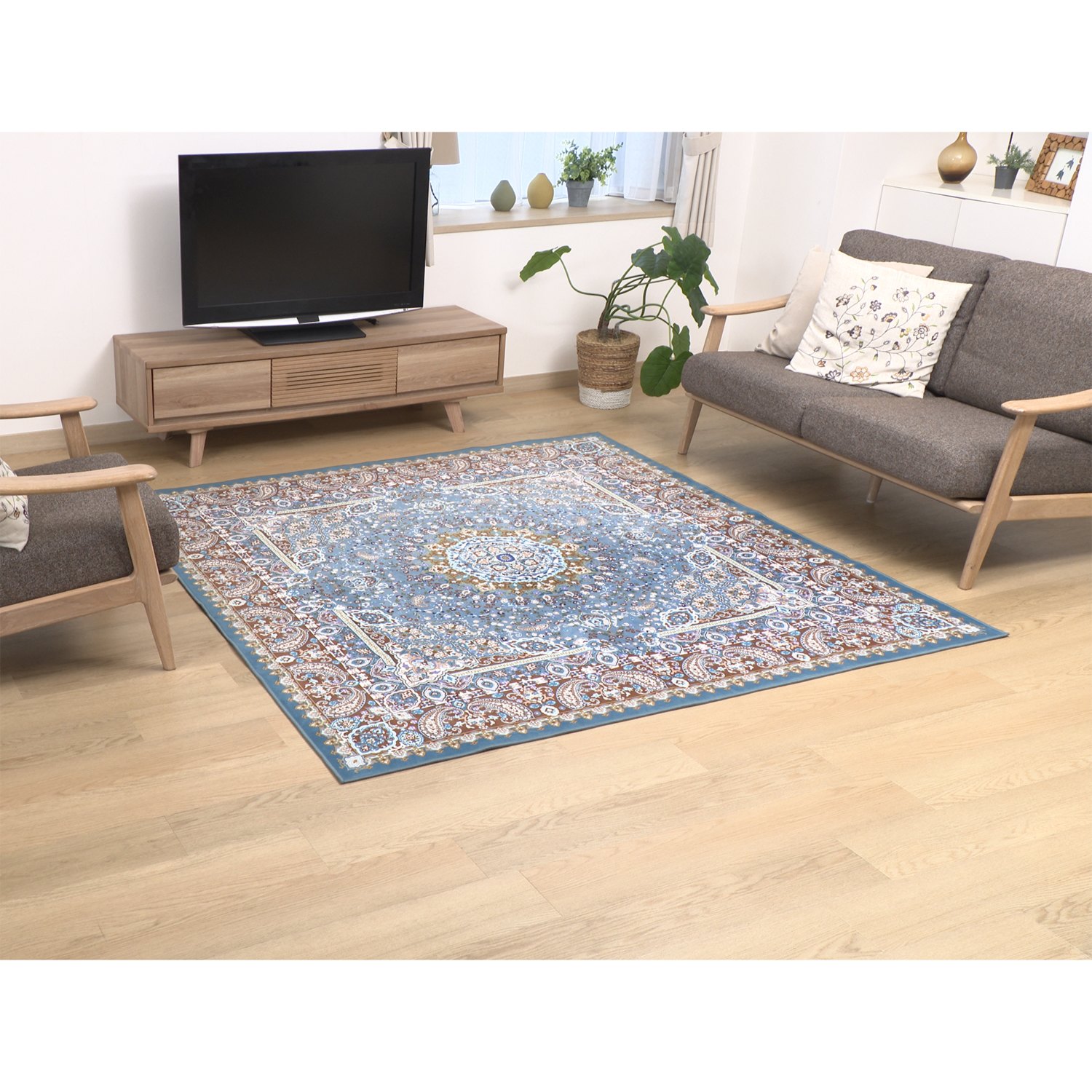 ＜１９０×１９０ｃｍ＞洗えてお手入れ簡単！ ペルシャンデザイン カーペット “シャントゥール” 