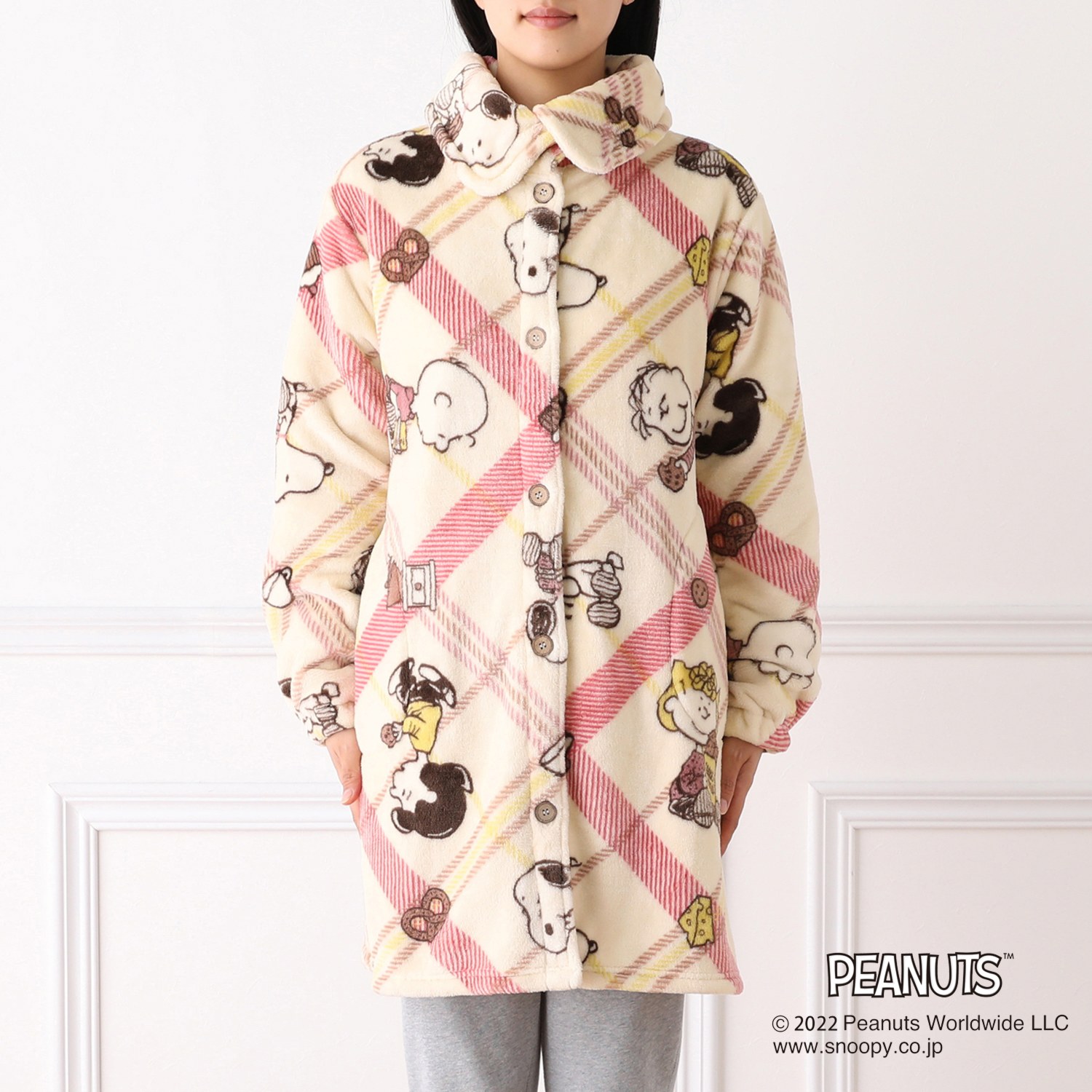 西川 スヌーピー マイクロファイバー あったか着る毛布