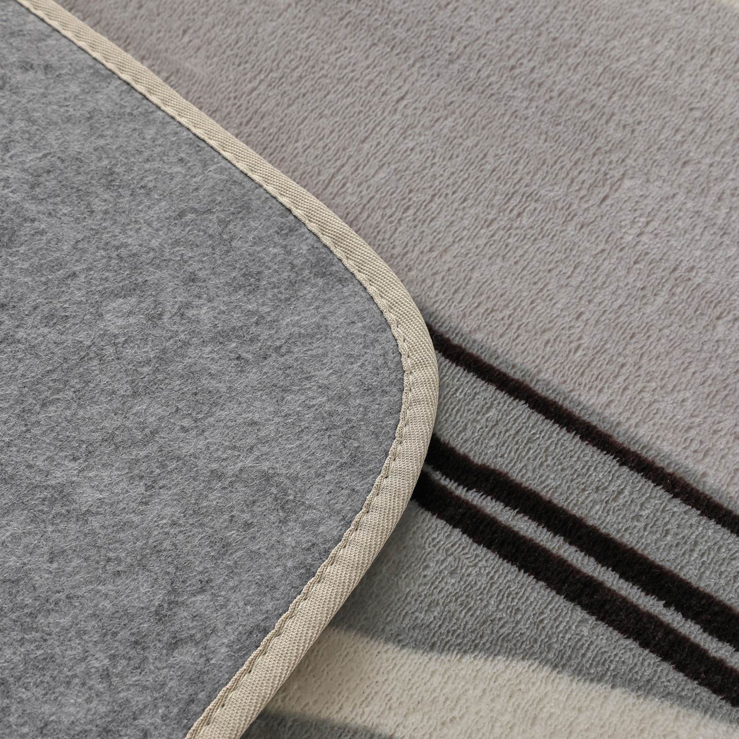 ＜２畳用サイズ＞和室にも洋室にも ぴったり！ ふんわりと柔らかな肌触り フランネルカバー付 電気カーペット 