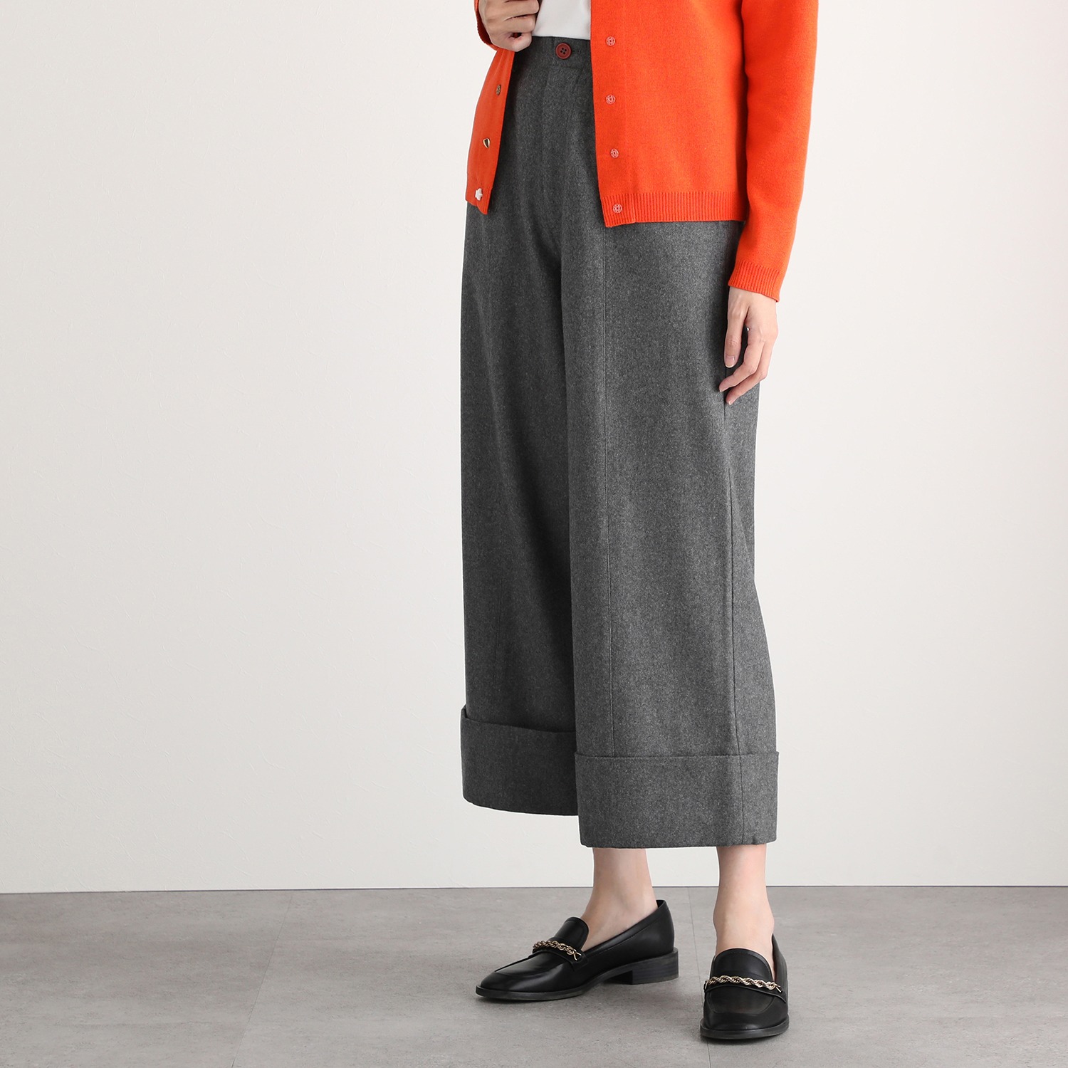 ハヤマ　ブリーズ 裾ダブル パンツ