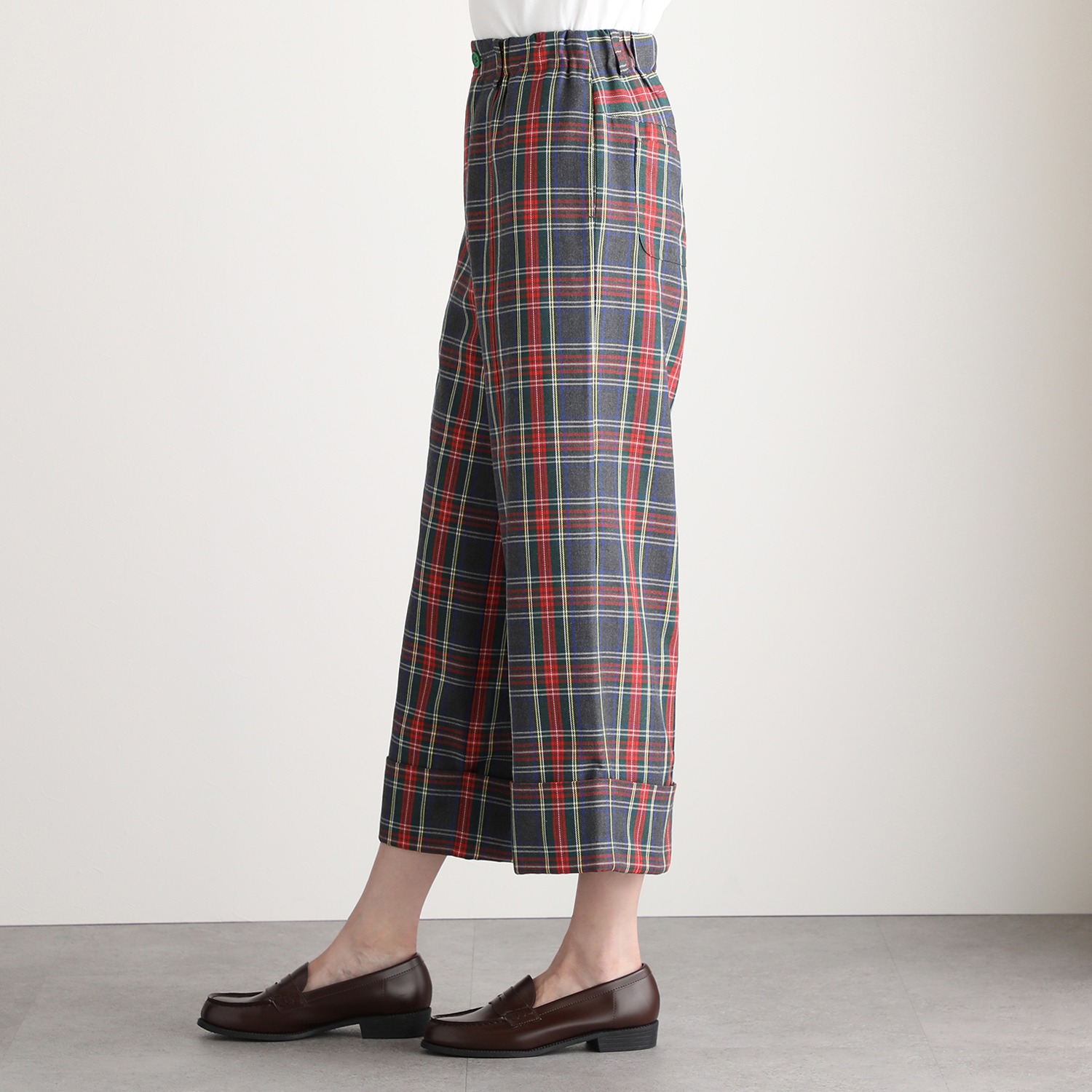 ハヤマ　ブリーズ 裾ダブル パンツ