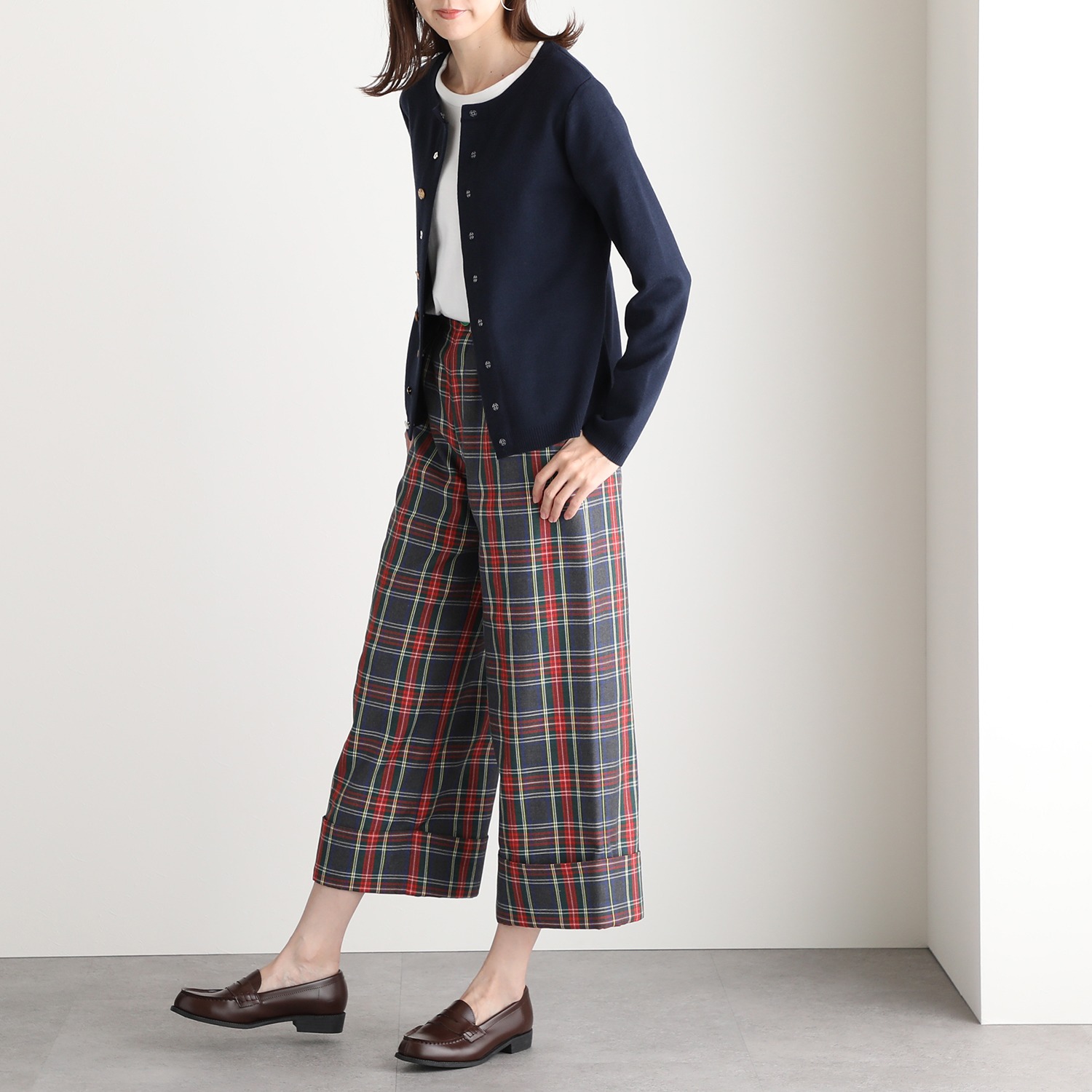 ハヤマ　ブリーズ 裾ダブル パンツ