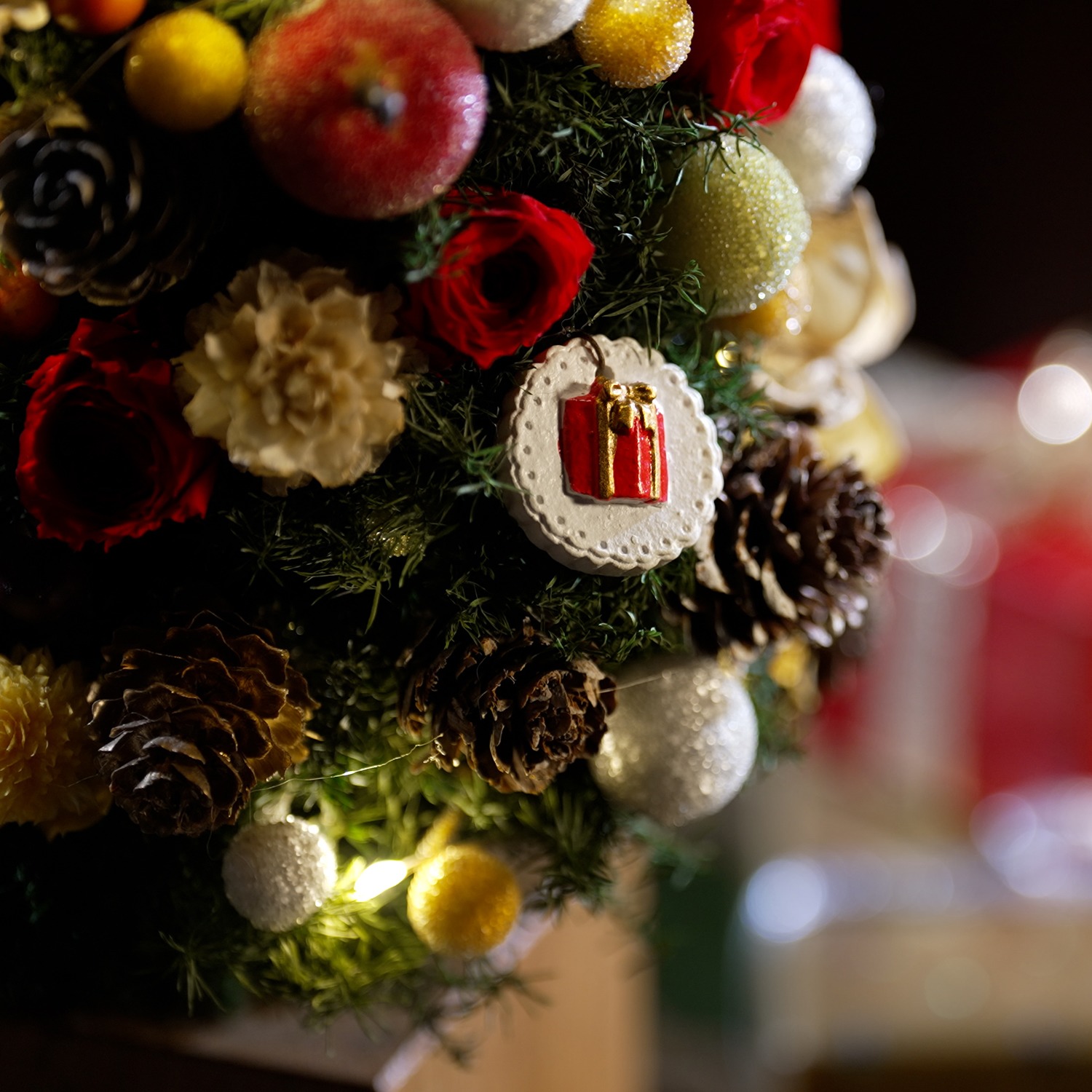 ＧＩＮＺＡ ＳＯＢＩ　ＦＬＯＷＥＲＳ プリザーブドフラワー クリスマスツリー大 “ネビュラ” 