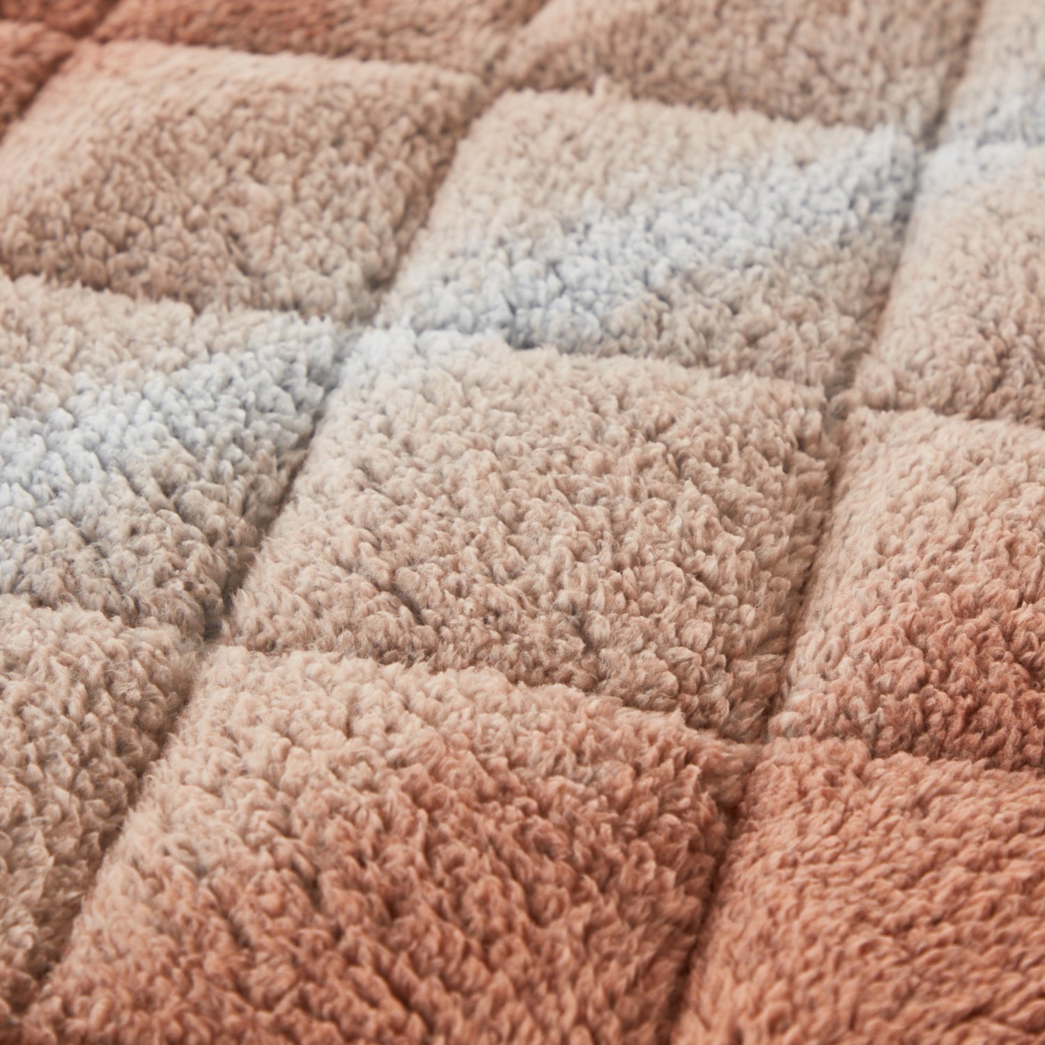 ＜シングル＞西川 抗菌・消臭・蓄熱 もこもふ敷きパッド