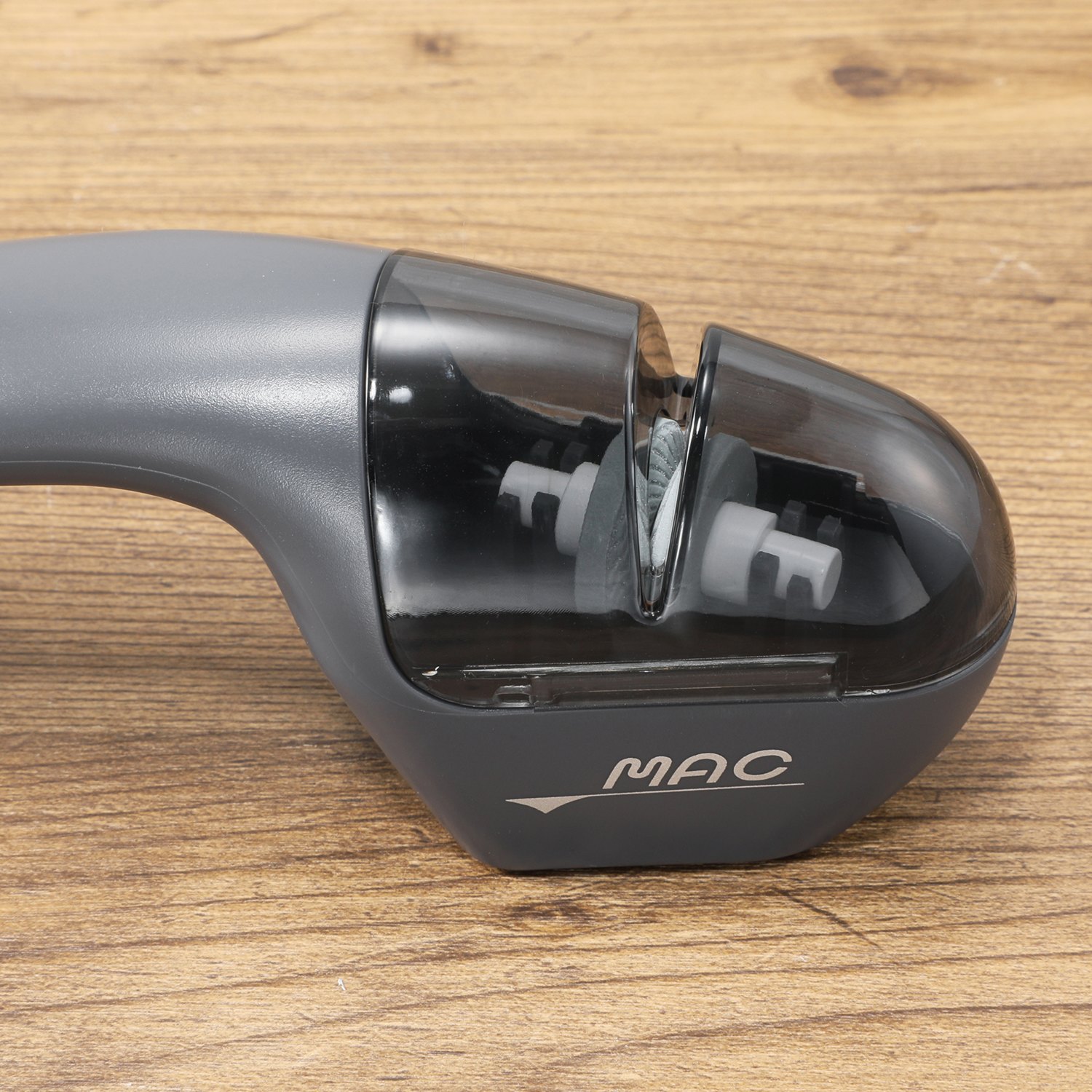 マック 職人の技が光る！ 和洋ハイブリッド 三徳包丁＆ロールシャープナーセット