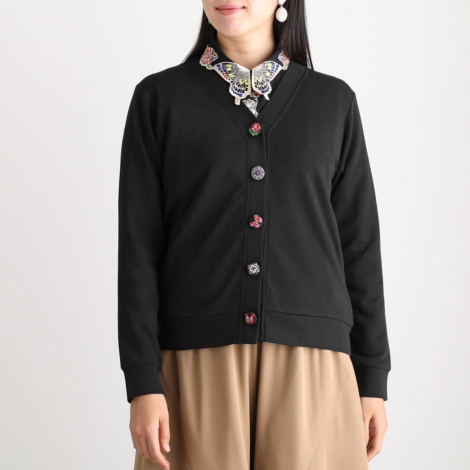 スカラー 裏毛 刺しゅうクルミボタン カーディガン