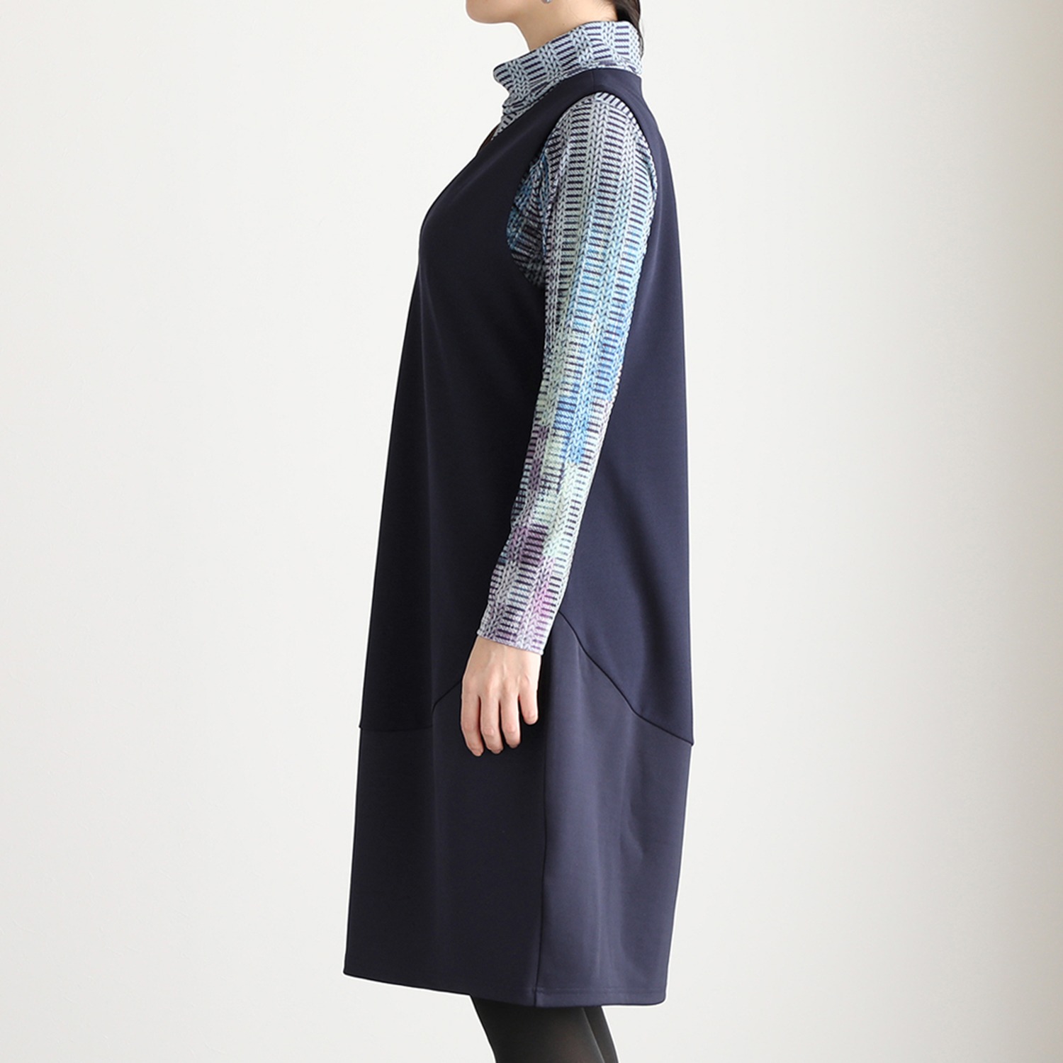 ダジュール Ｖネック ジャンパースカート