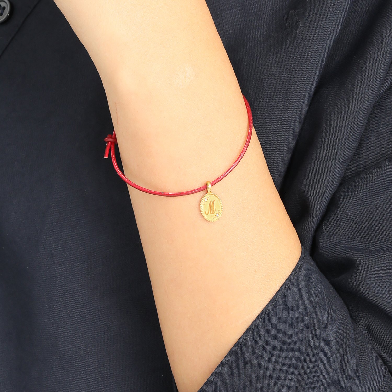 ピュールゴールドジャパン 純金＆天然ダイヤモンド オーバルデザイン イニシャル ペンダントトップ