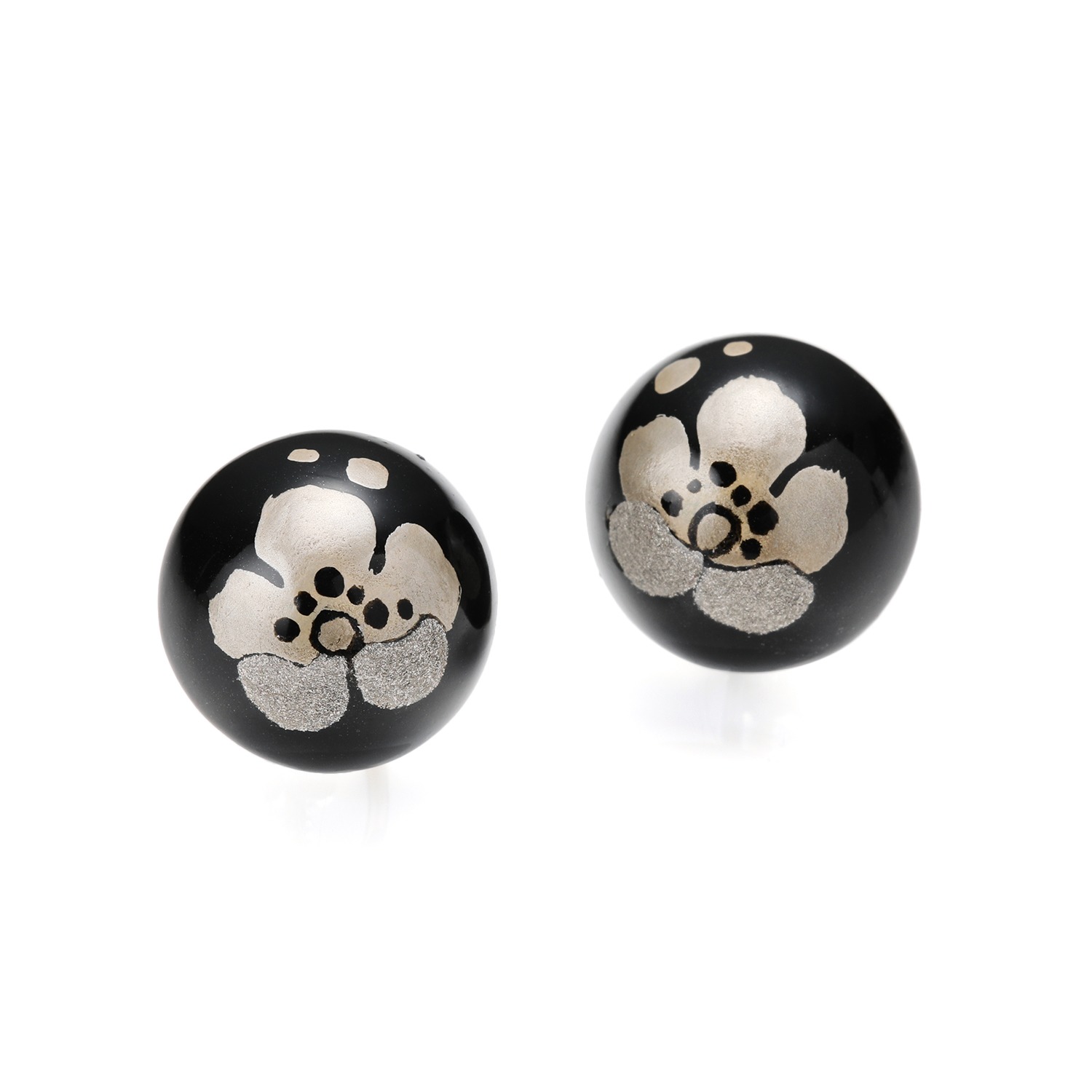 天然木 漆職人のイヤリング