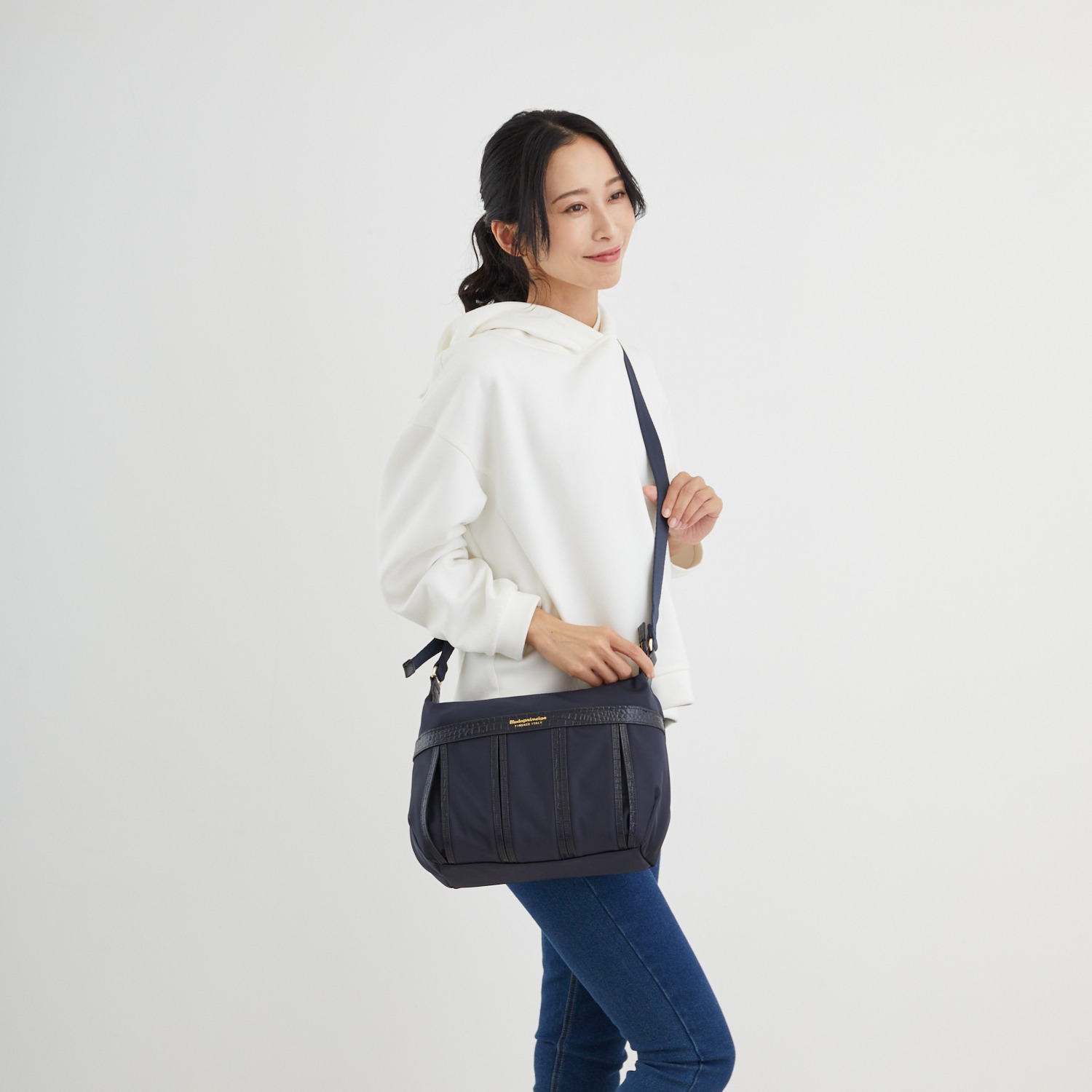 モーダプリンチペ はっ水 ナイロン＆レザーコンビ ショルダーバッグ